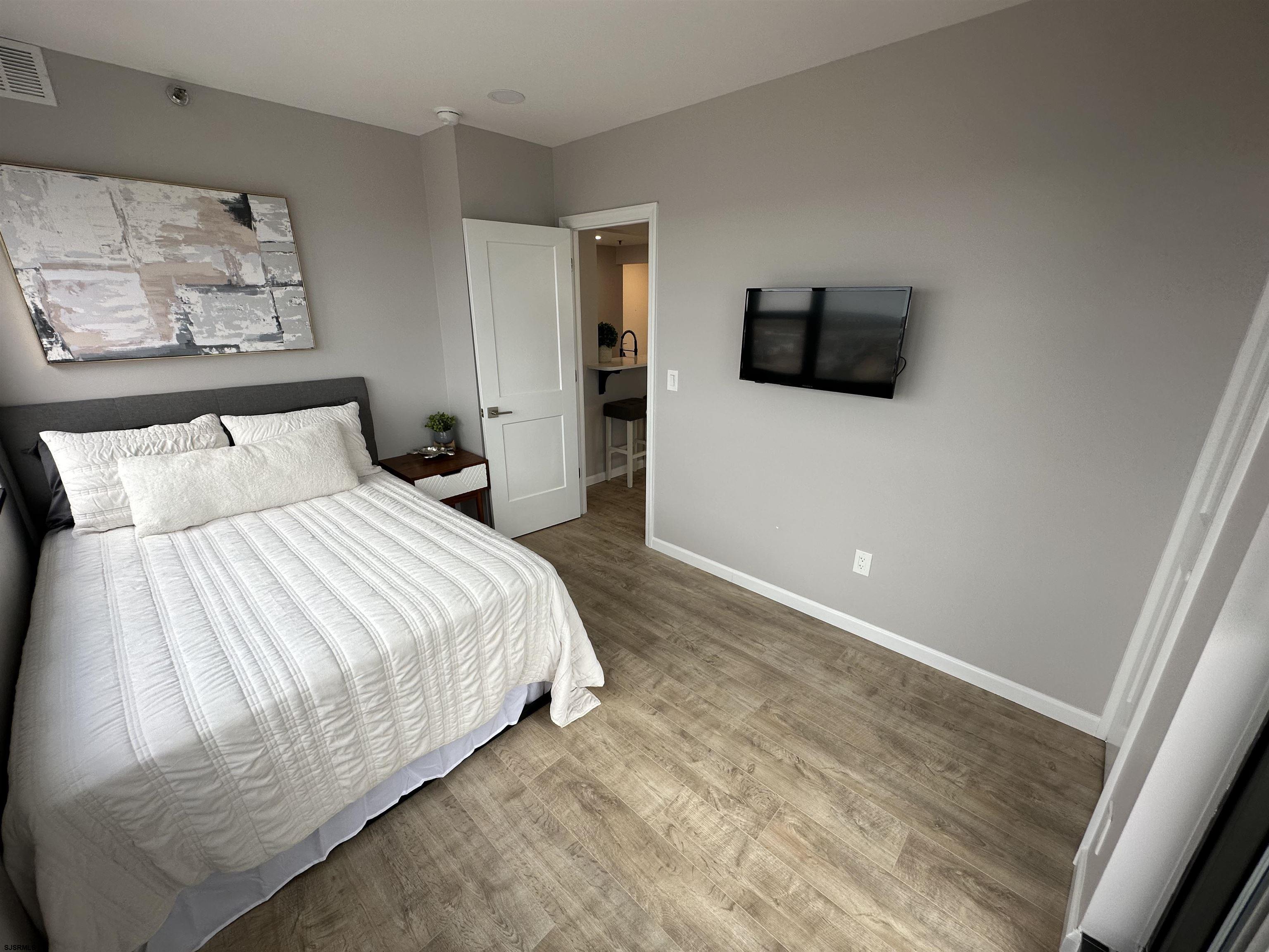 Atlantic City, New Jersey 08401, United States, 2 Bedrooms Bedrooms, ,2 BathroomsBathrooms,Residential,Active,76920