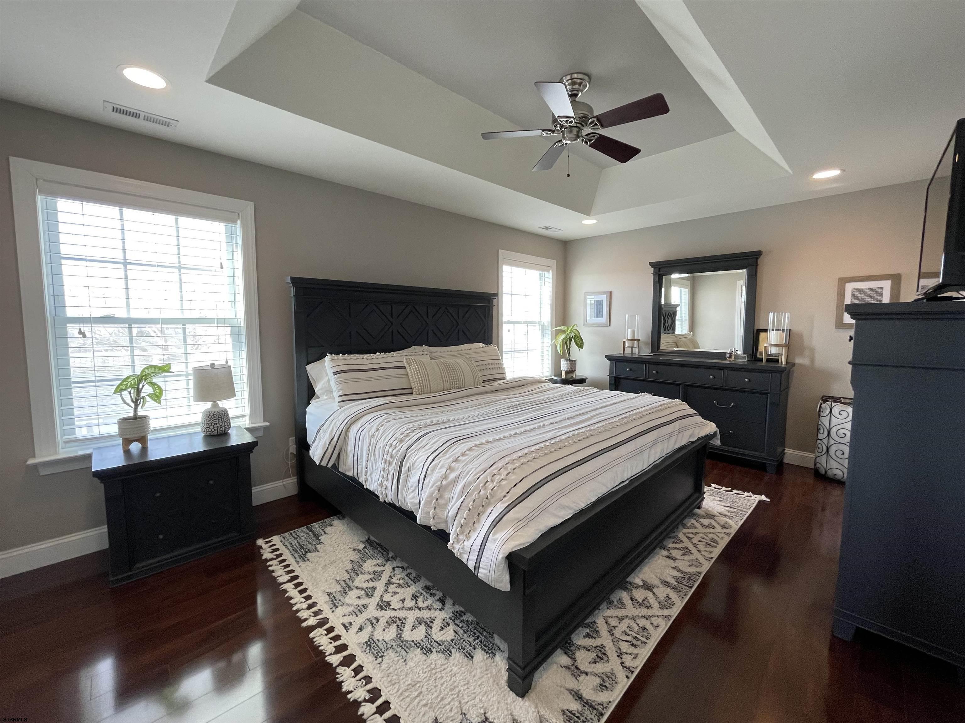 Ventnor, New Jersey 08406, United States, 4 Bedrooms Bedrooms, ,3 BathroomsBathrooms,Residential,Active,19616