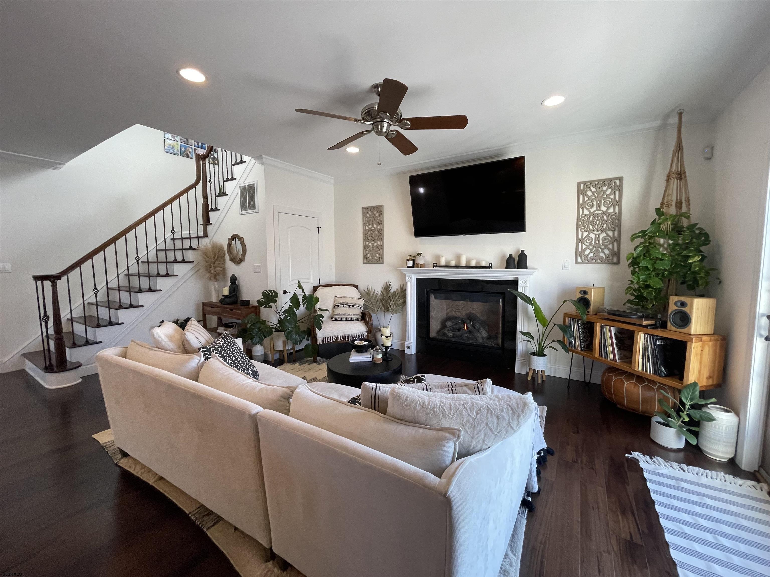 Ventnor, New Jersey 08406, United States, 4 Bedrooms Bedrooms, ,3 BathroomsBathrooms,Residential,Active,19616