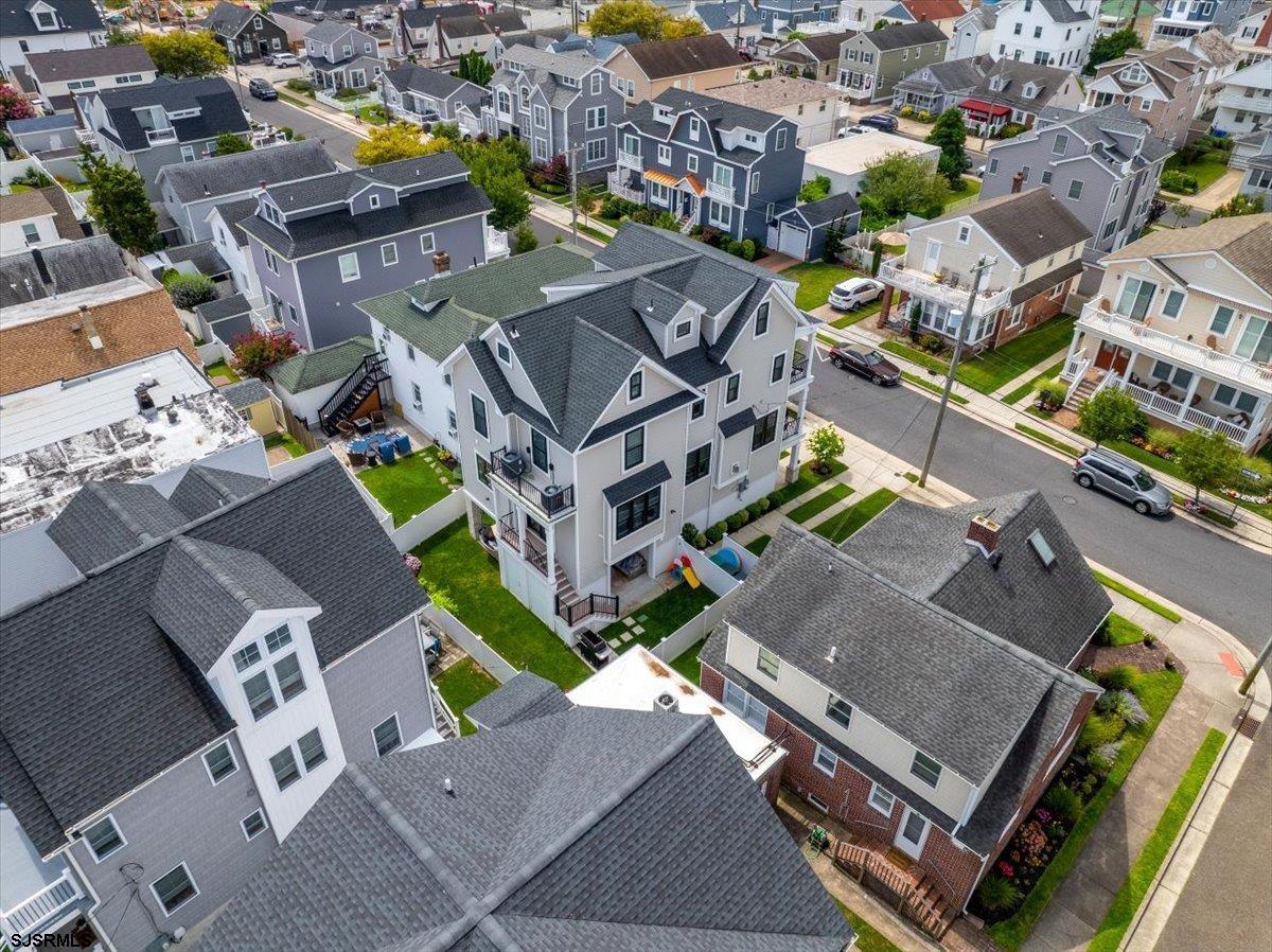 Margate, New Jersey 08402, United States, 6 Bedrooms Bedrooms, ,5 BathroomsBathrooms,Residential,Active,192508