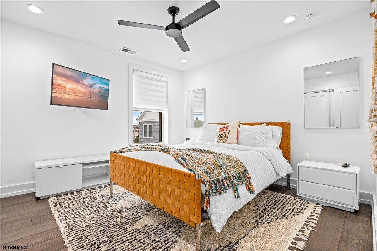 Margate, New Jersey 08402, United States, 6 Bedrooms Bedrooms, ,5 BathroomsBathrooms,Residential,Active,192508