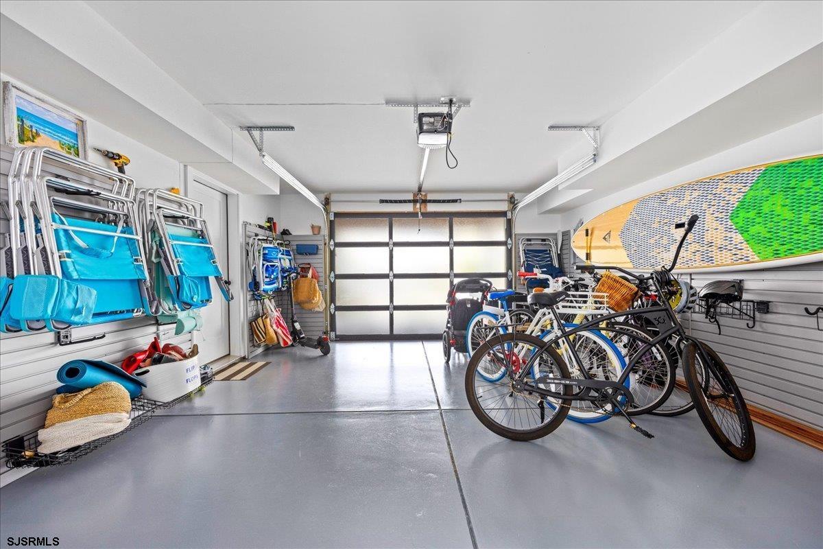 Margate, New Jersey 08402, United States, 6 Bedrooms Bedrooms, ,5 BathroomsBathrooms,Residential,Active,192508