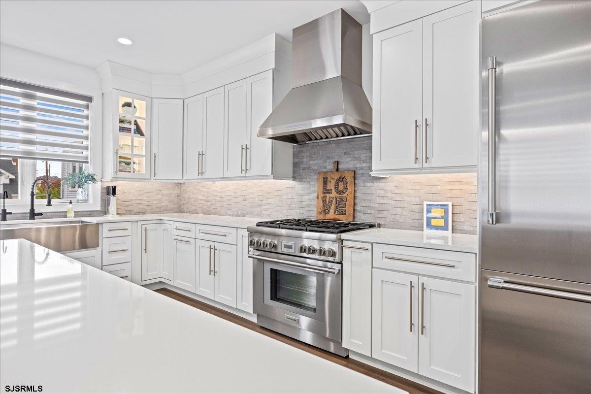 Margate, New Jersey 08402, United States, 6 Bedrooms Bedrooms, ,5 BathroomsBathrooms,Residential,Active,192508