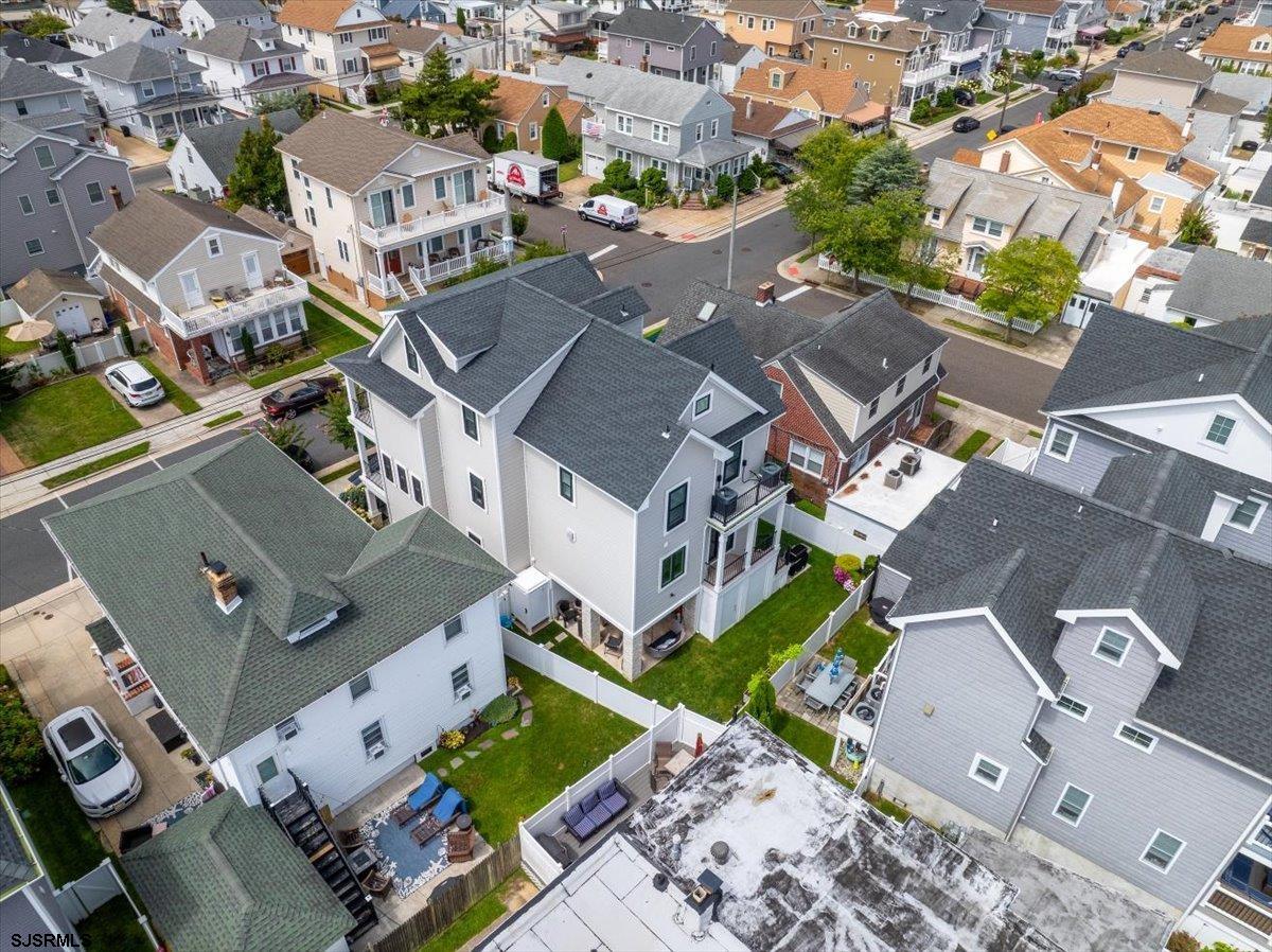 Margate, New Jersey 08402, United States, 6 Bedrooms Bedrooms, ,5 BathroomsBathrooms,Residential,Active,192508