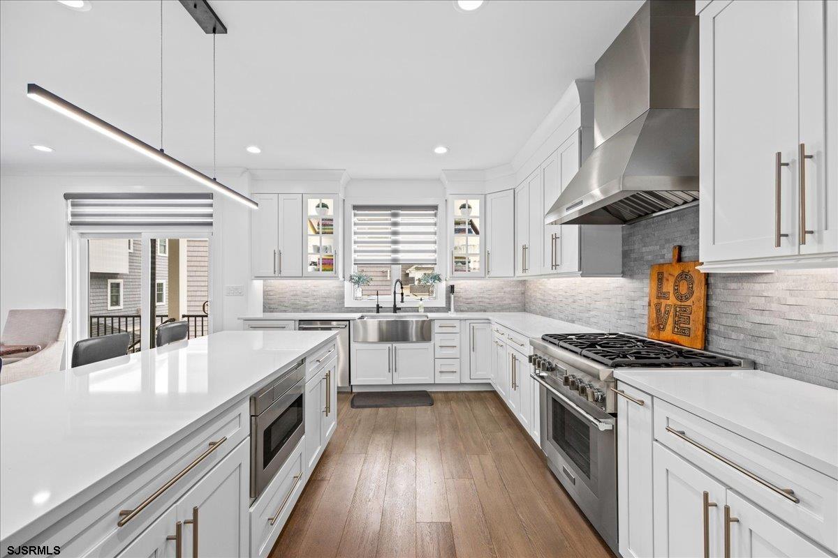 Margate, New Jersey 08402, United States, 6 Bedrooms Bedrooms, ,5 BathroomsBathrooms,Residential,Active,192508