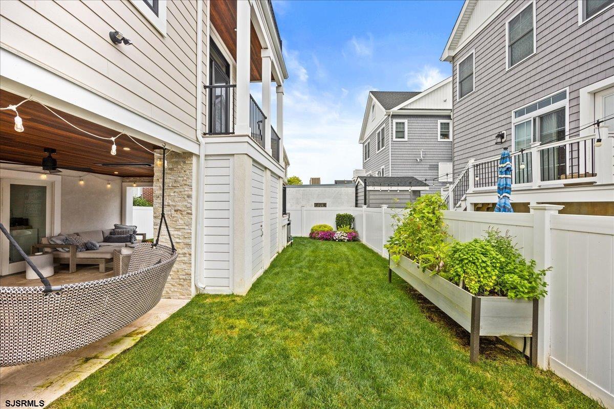 Margate, New Jersey 08402, United States, 6 Bedrooms Bedrooms, ,5 BathroomsBathrooms,Residential,Active,192508