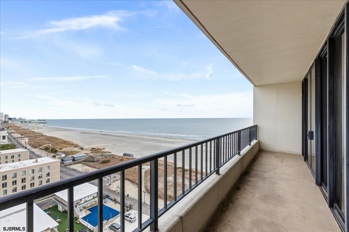Atlantic City, New Jersey 08401, United States, 1 Bedroom Bedrooms, ,2 BathroomsBathrooms,Residential,Active,29316