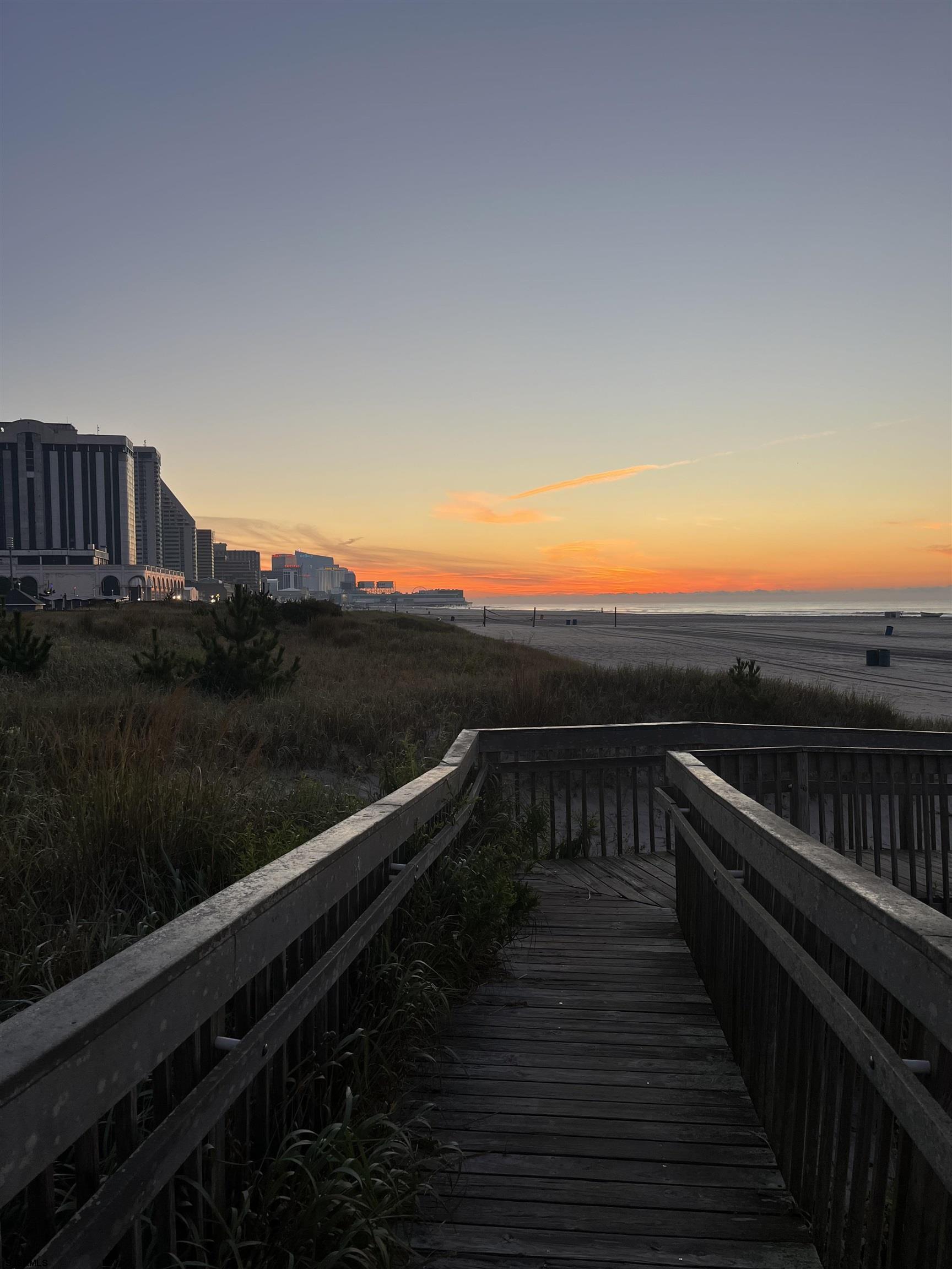 Atlantic City, New Jersey 08401, United States, 1 Bedroom Bedrooms, ,2 BathroomsBathrooms,Residential,Active,29316