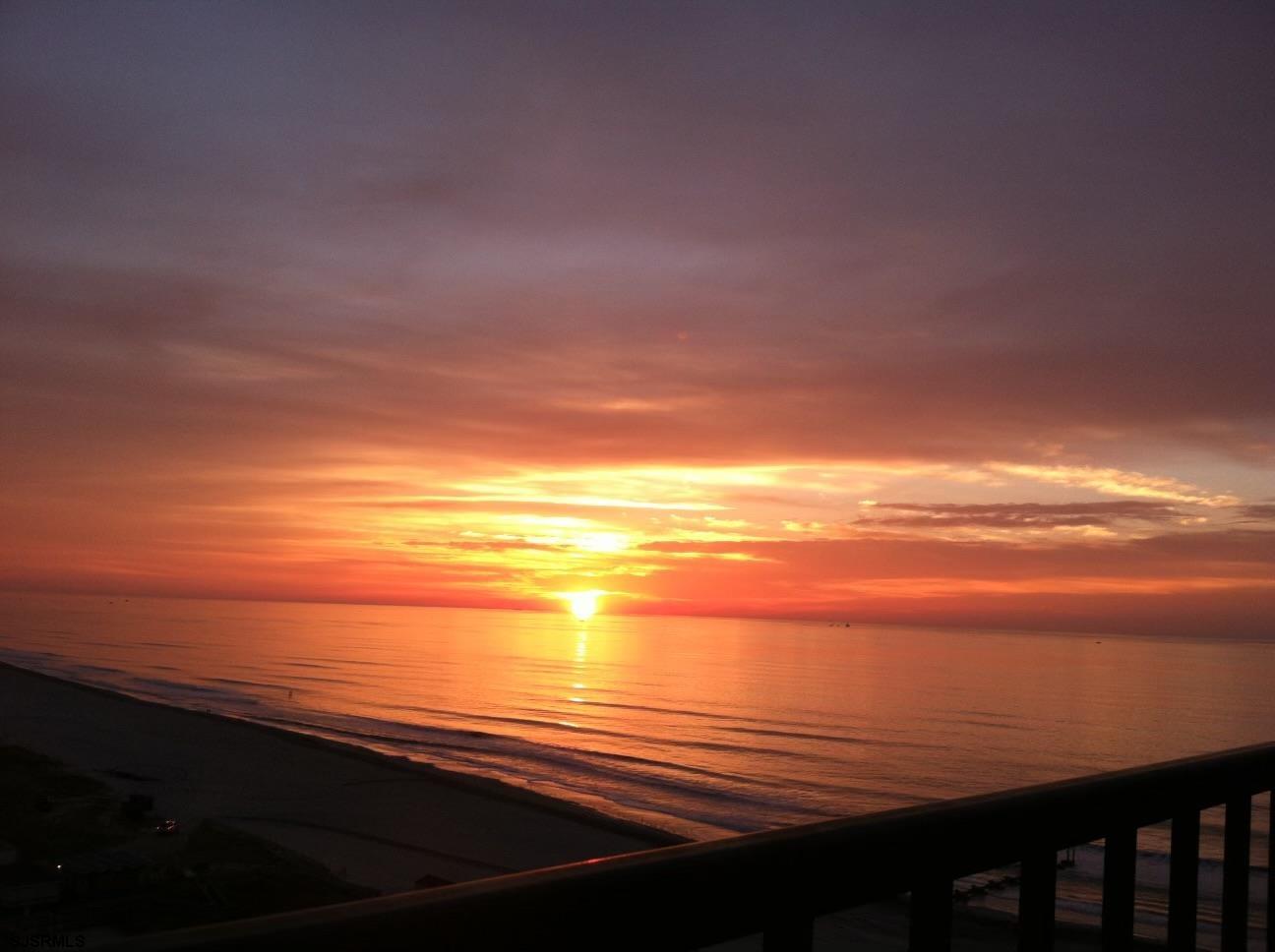 Atlantic City, New Jersey 08401, United States, 1 Bedroom Bedrooms, ,2 BathroomsBathrooms,Residential,Active,29316