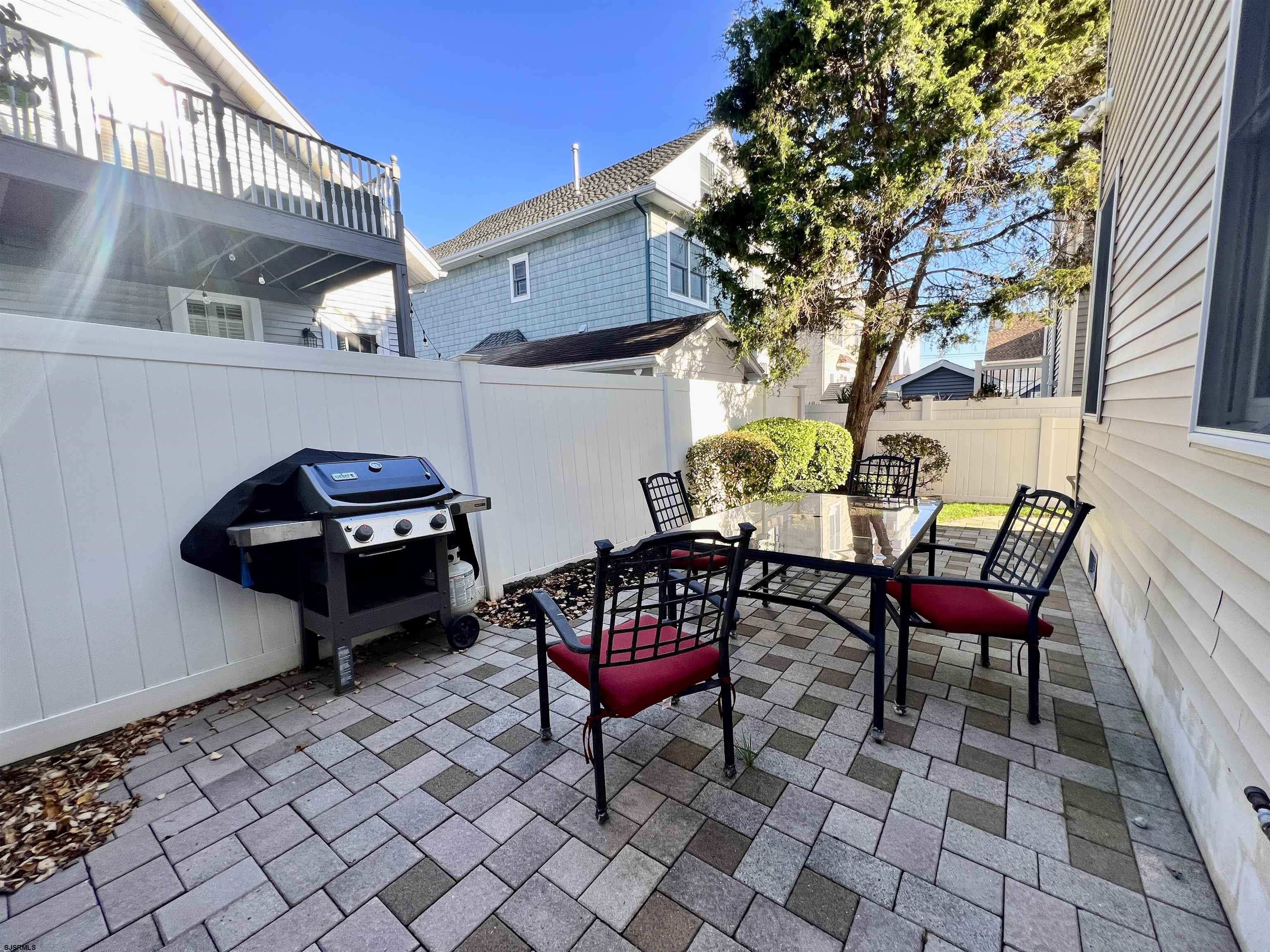 Margate, New Jersey 08402, United States, 5 Bedrooms Bedrooms, ,4 BathroomsBathrooms,Residential,Active,228082