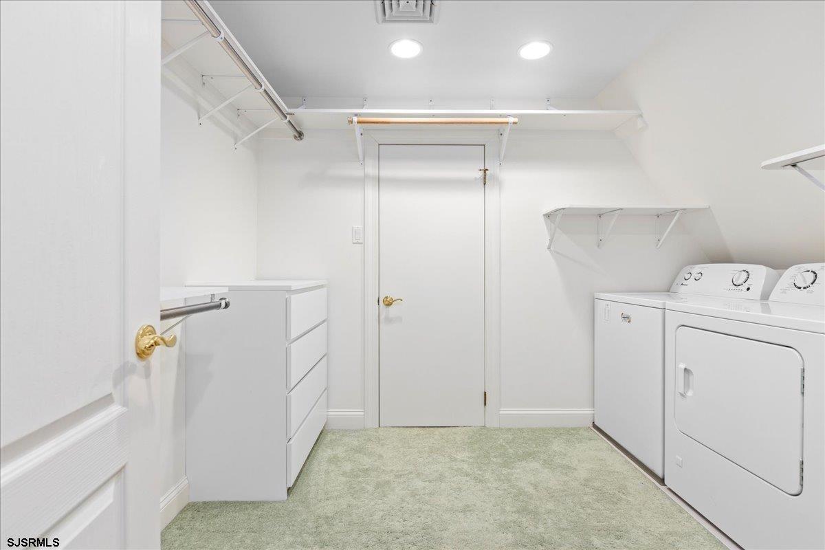 Longport, New Jersey 08403, United States, 3 Bedrooms Bedrooms, ,4 BathroomsBathrooms,Residential,Active,170852