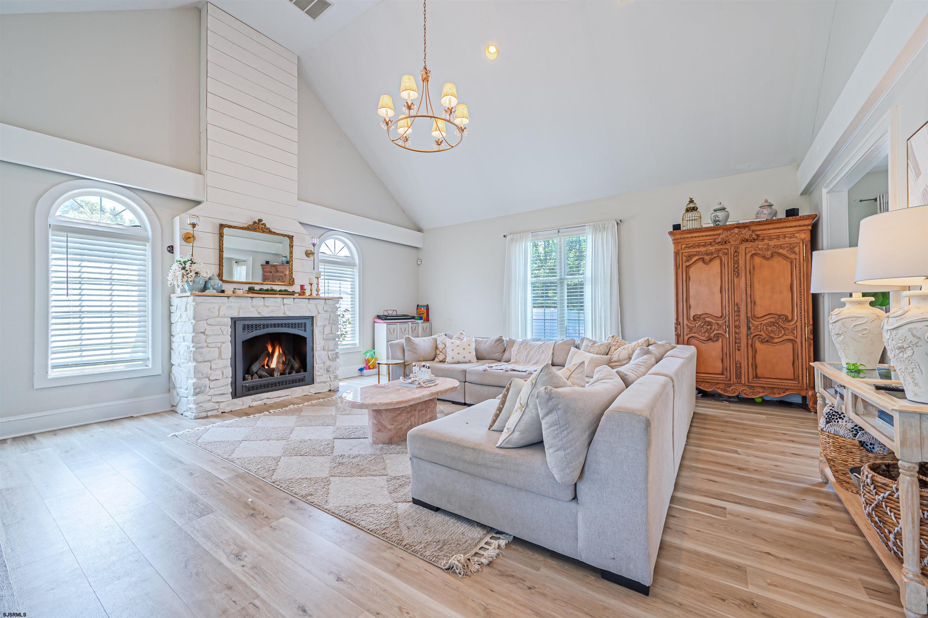 Egg Harbor Township, New Jersey 08234, United States, 4 Bedrooms Bedrooms, ,3 BathroomsBathrooms,Residential,Active,189108