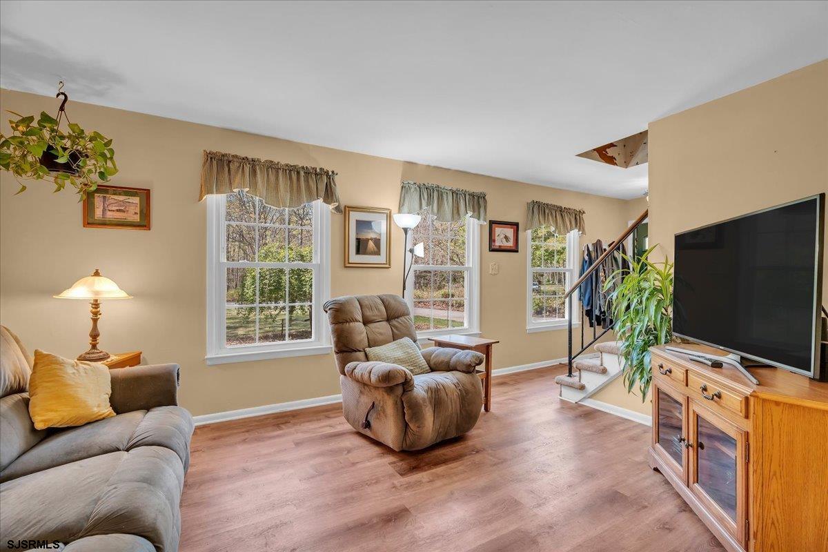 417 Dennis Dr