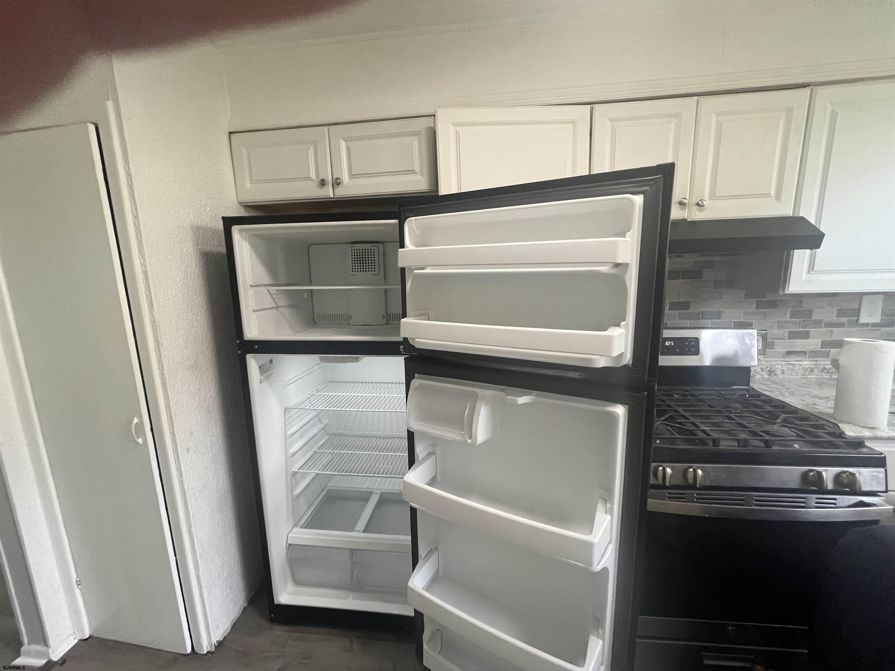 Atlantic City, New Jersey 08401, United States, 3 Bedrooms Bedrooms, ,1 BathroomBathrooms,Residential,Active,184675