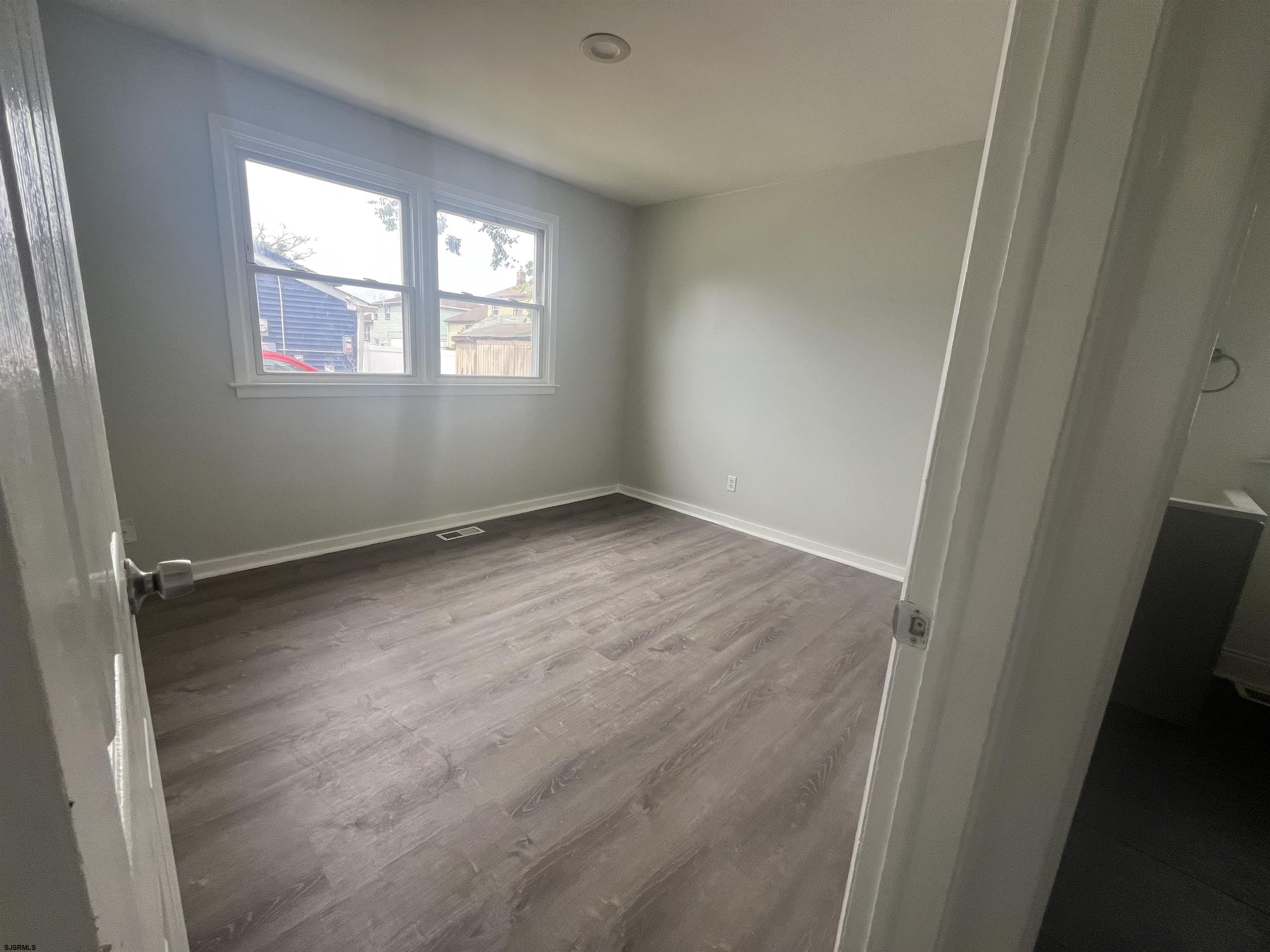 Atlantic City, New Jersey 08401, United States, 3 Bedrooms Bedrooms, ,1 BathroomBathrooms,Residential,Active,184675