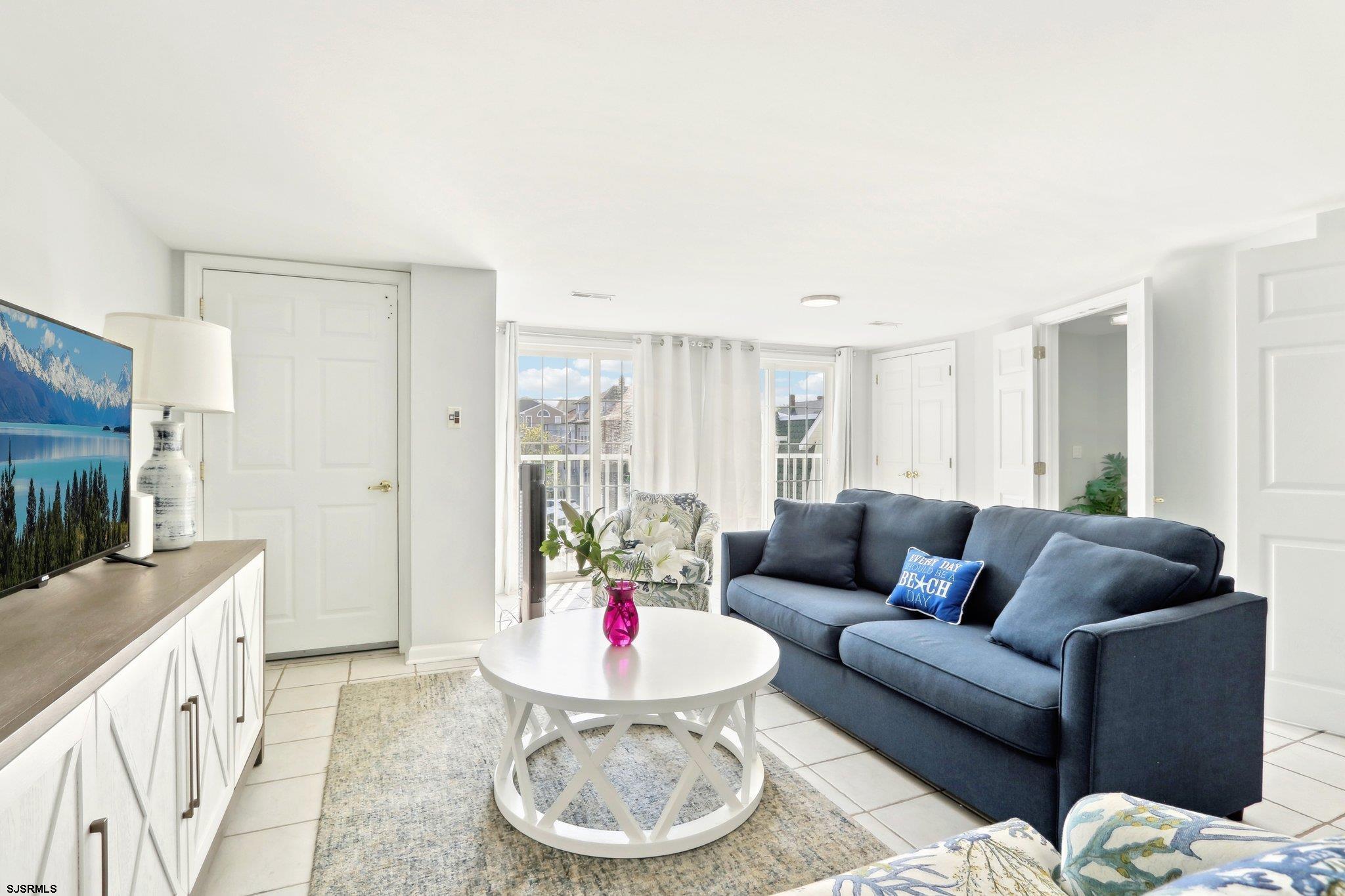 Wildwood, New Jersey 08260, United States, 4 Bedrooms Bedrooms, ,4 BathroomsBathrooms,Residential,Pending,117355