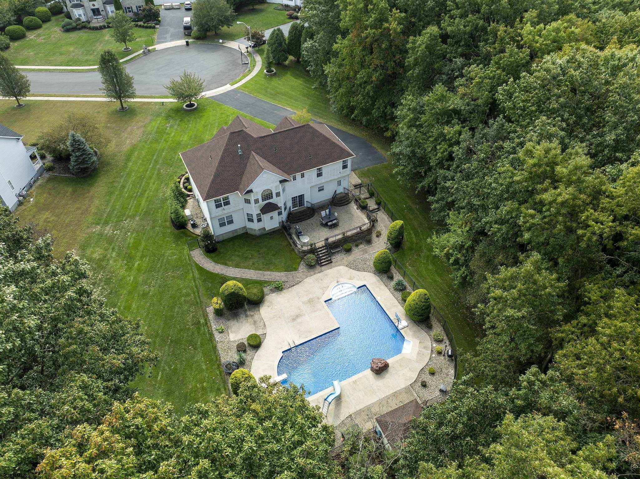 Jackson Township, New Jersey 08527, United States, 4 Bedrooms Bedrooms, ,3 BathroomsBathrooms,Residential,Active,1150