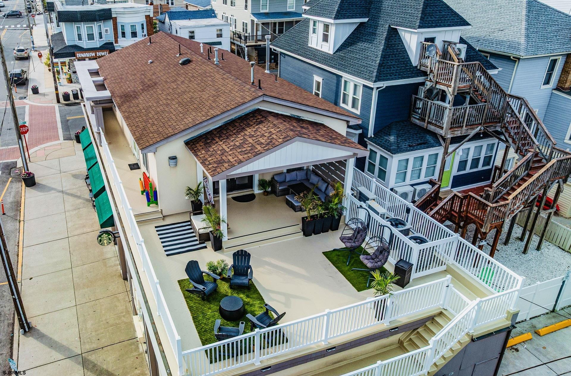 1061 Asbury