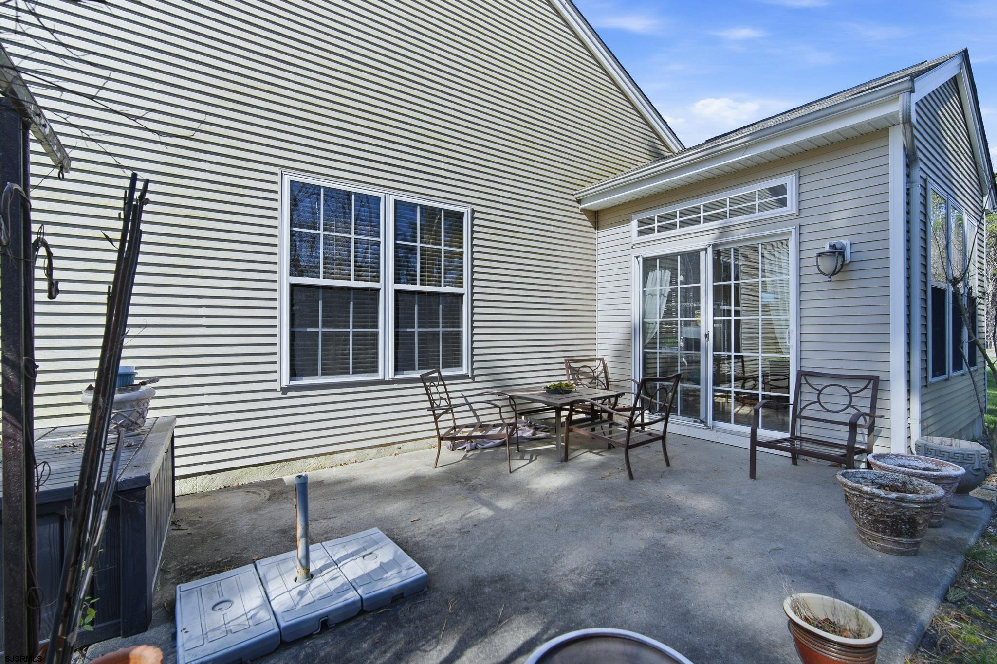 102 Warwick Rd