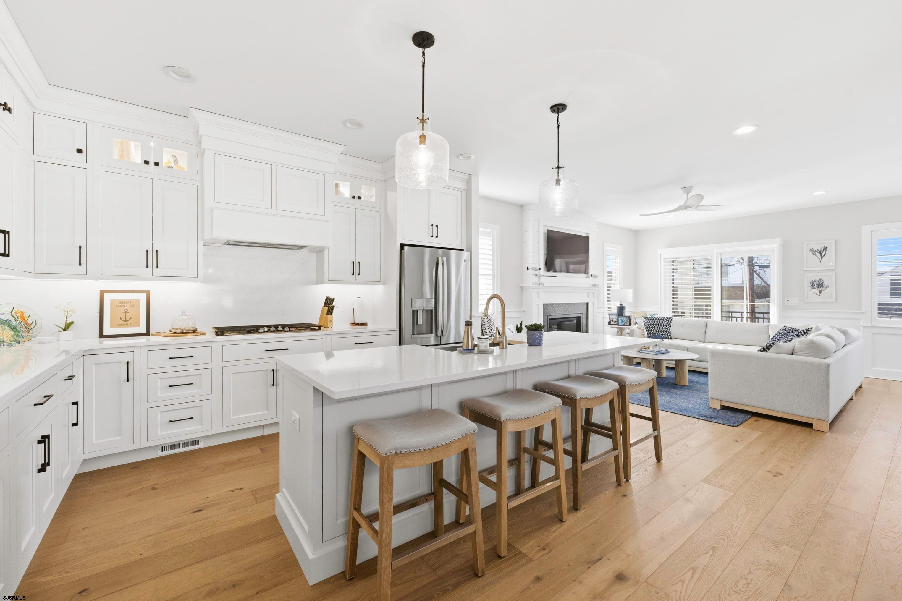 123 N 35th Ave