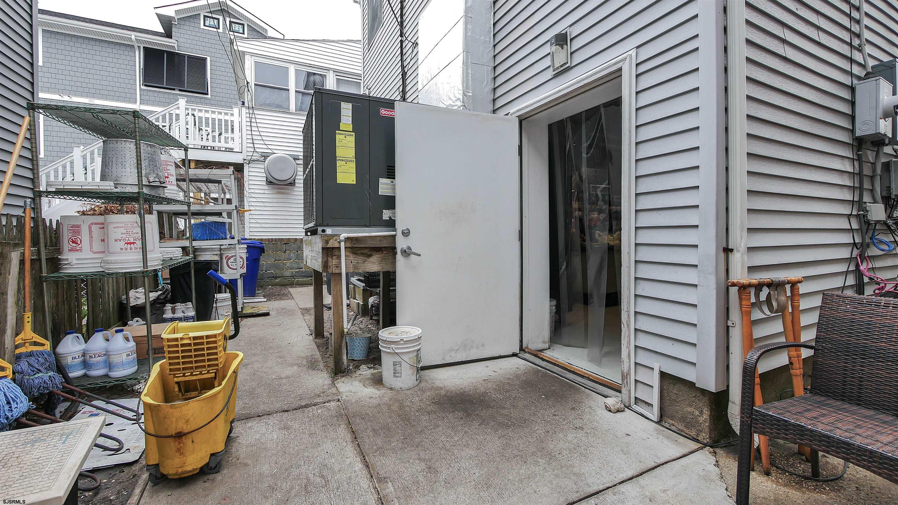 Margate, New Jersey 08402, United States, 2 Bedrooms Bedrooms, ,3 BathroomsBathrooms,Residential,Active,128377