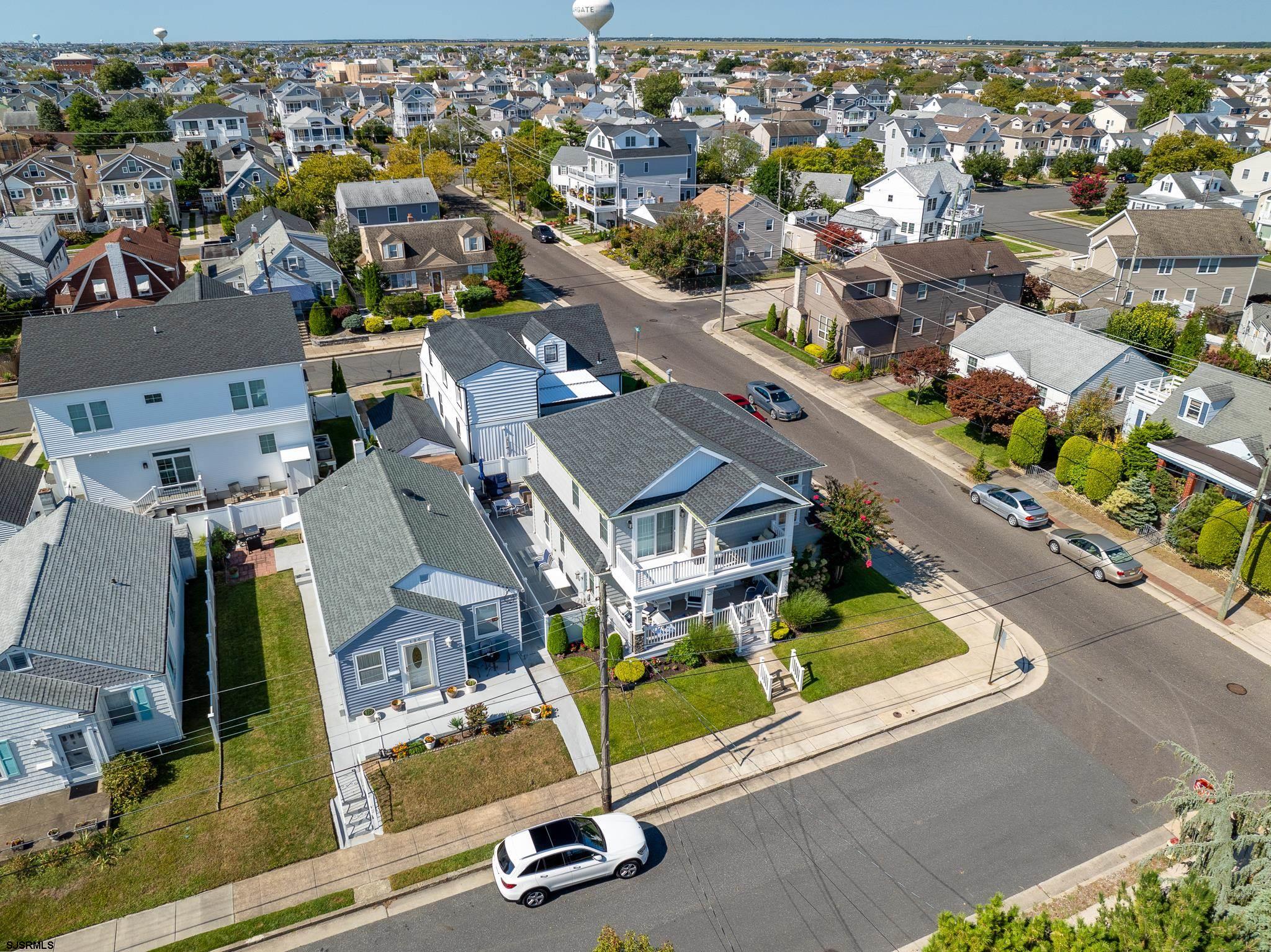Margate, New Jersey 08402, United States, 4 Bedrooms Bedrooms, ,3 BathroomsBathrooms,Residential,Pending,37047