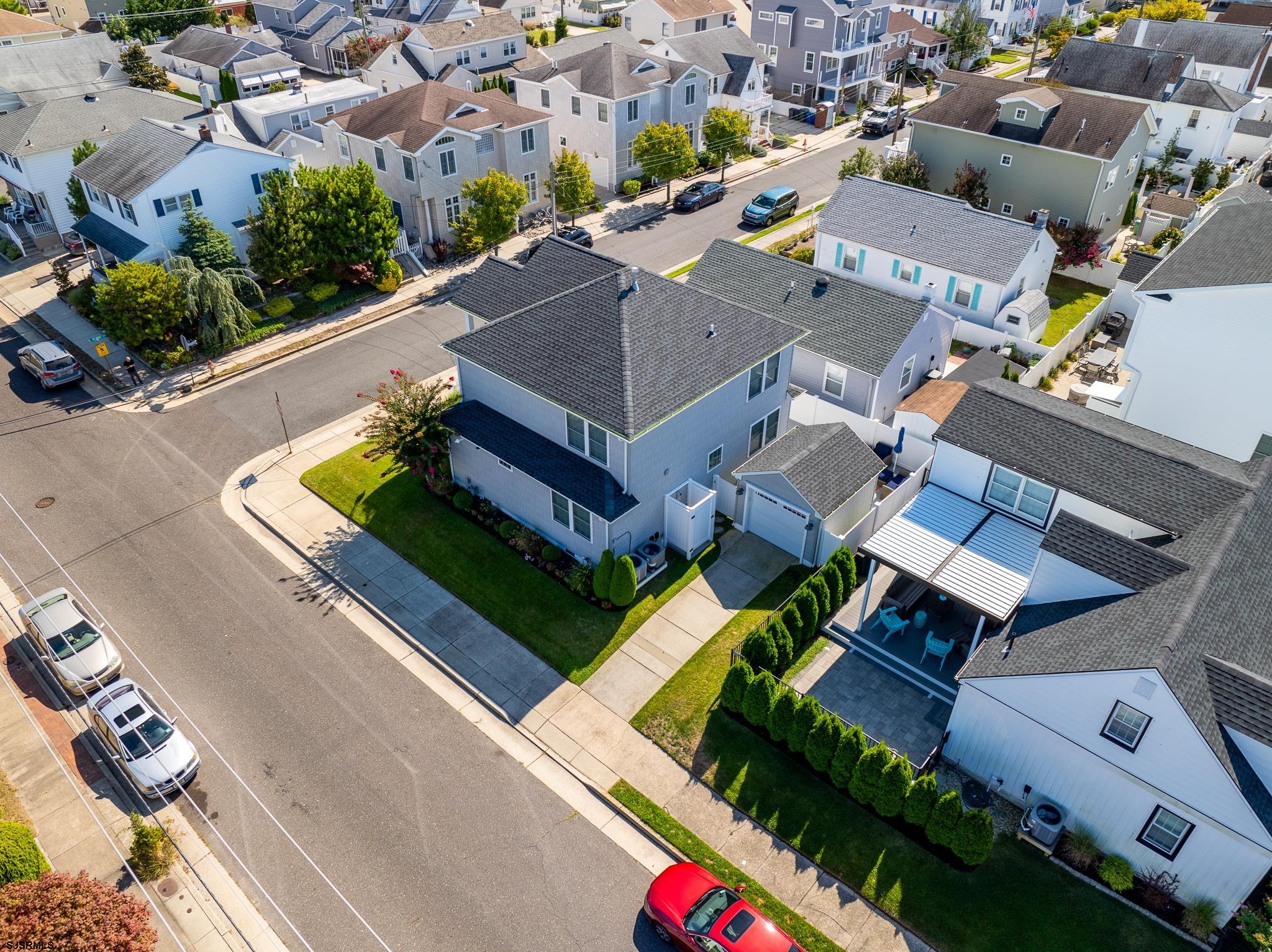 Margate, New Jersey 08402, United States, 4 Bedrooms Bedrooms, ,3 BathroomsBathrooms,Residential,Pending,37047