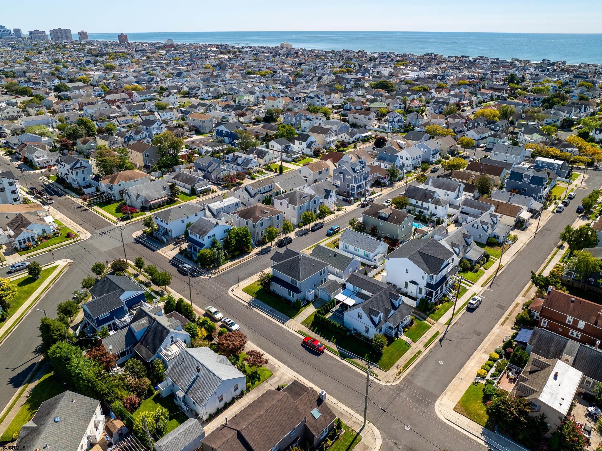 Margate, New Jersey 08402, United States, 4 Bedrooms Bedrooms, ,3 BathroomsBathrooms,Residential,Pending,37047