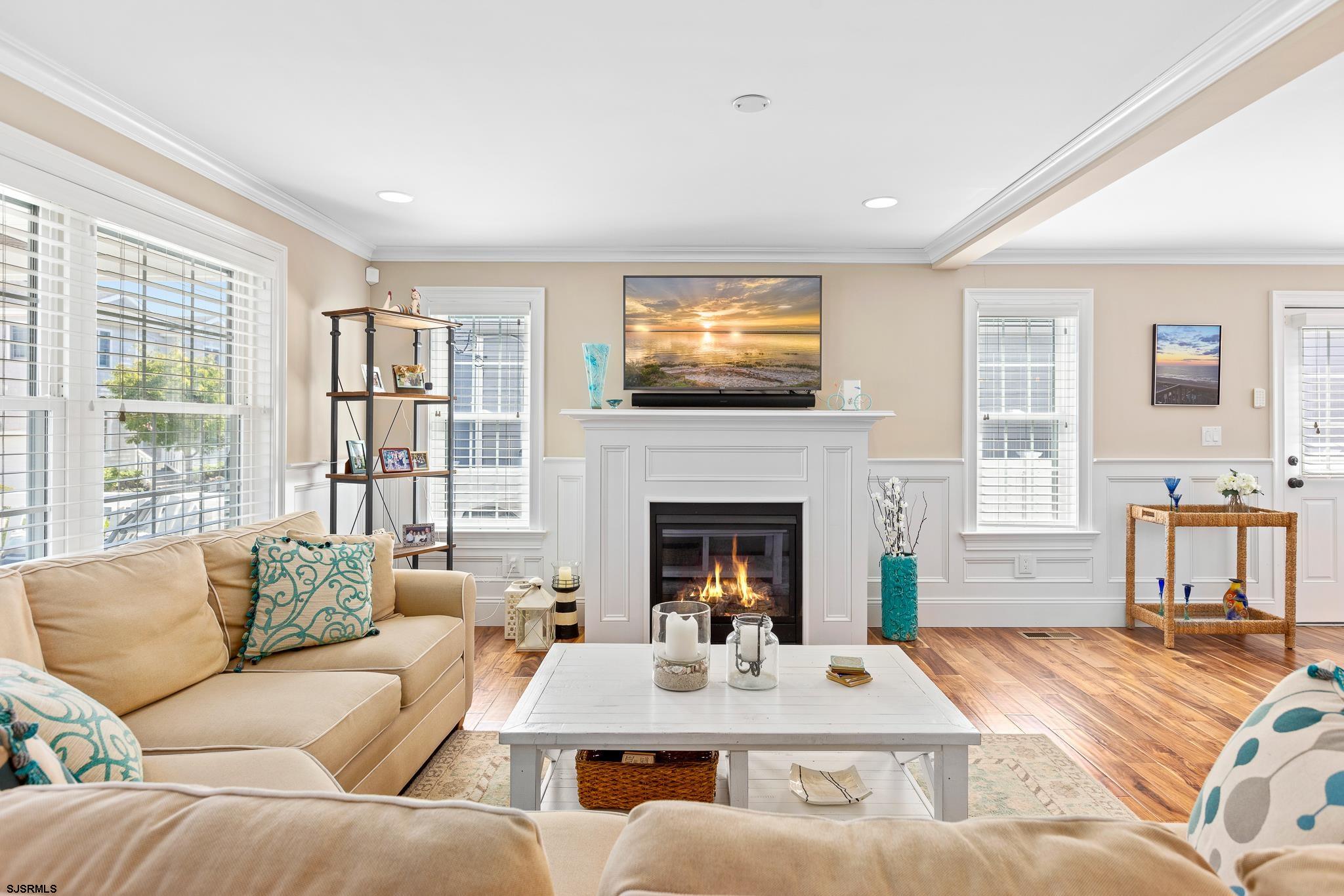 Margate, New Jersey 08402, United States, 4 Bedrooms Bedrooms, ,3 BathroomsBathrooms,Residential,Pending,37047