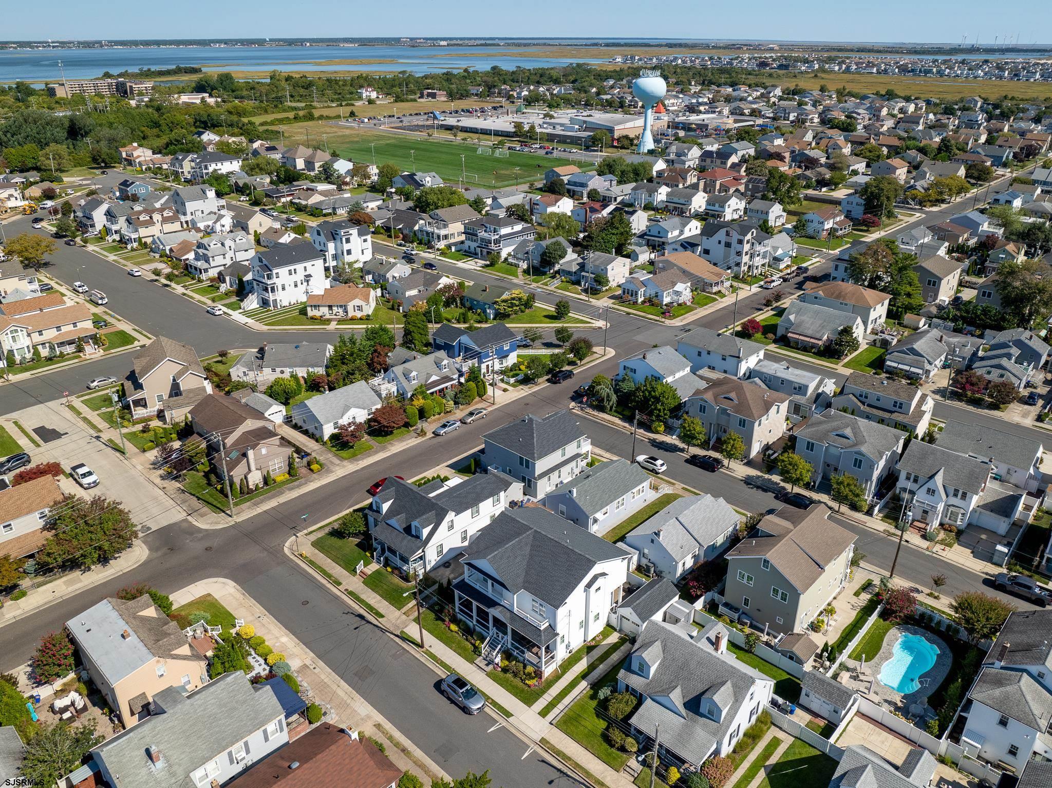 Margate, New Jersey 08402, United States, 4 Bedrooms Bedrooms, ,3 BathroomsBathrooms,Residential,Pending,37047