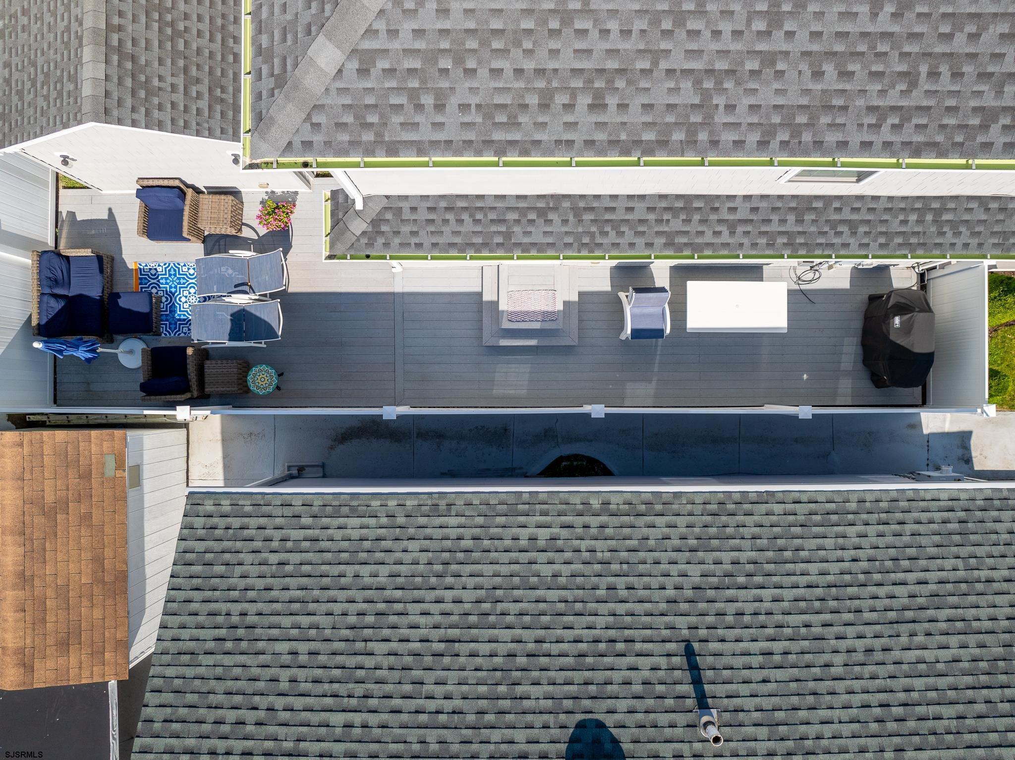 Margate, New Jersey 08402, United States, 4 Bedrooms Bedrooms, ,3 BathroomsBathrooms,Residential,Pending,37047