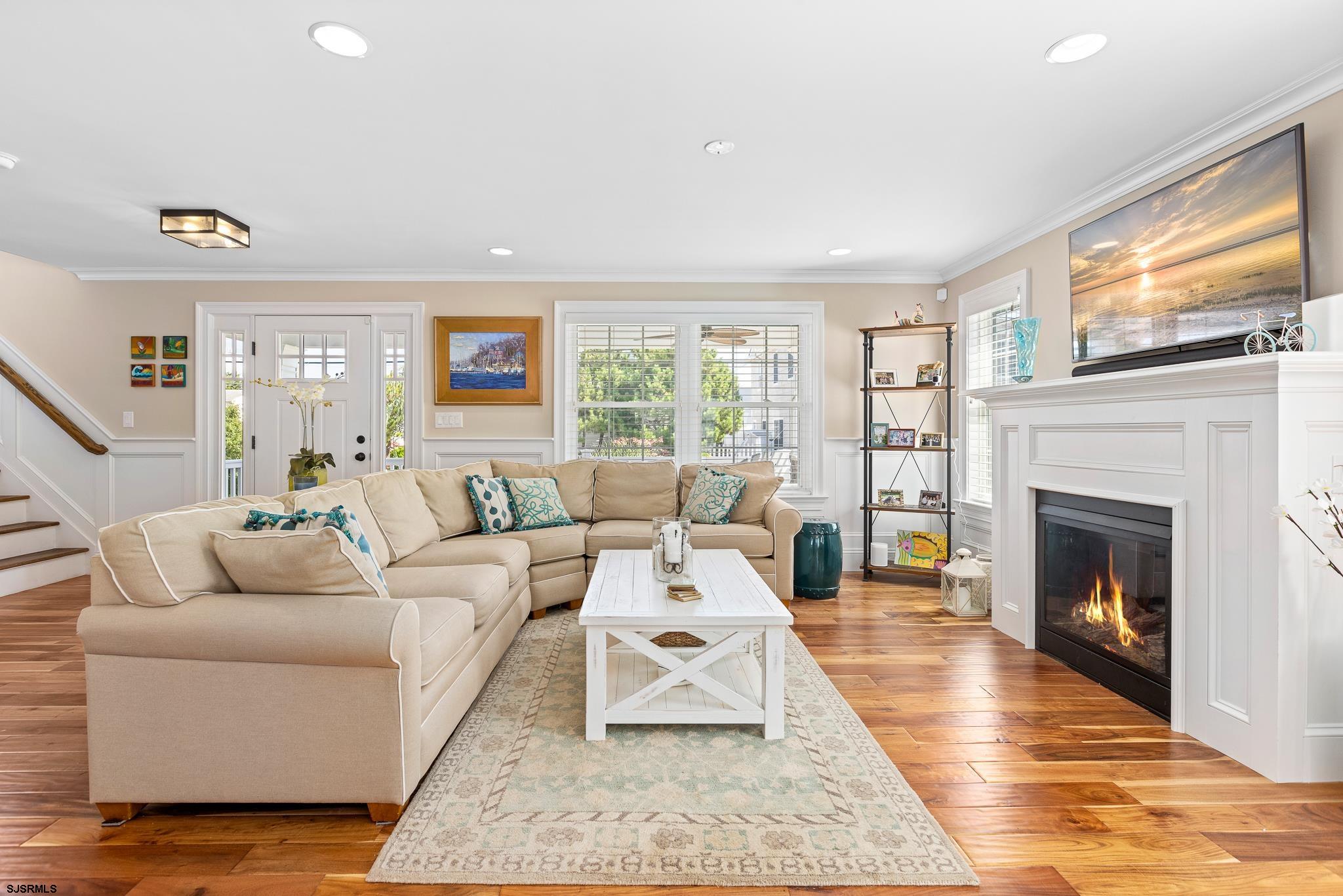 Margate, New Jersey 08402, United States, 4 Bedrooms Bedrooms, ,3 BathroomsBathrooms,Residential,Pending,37047