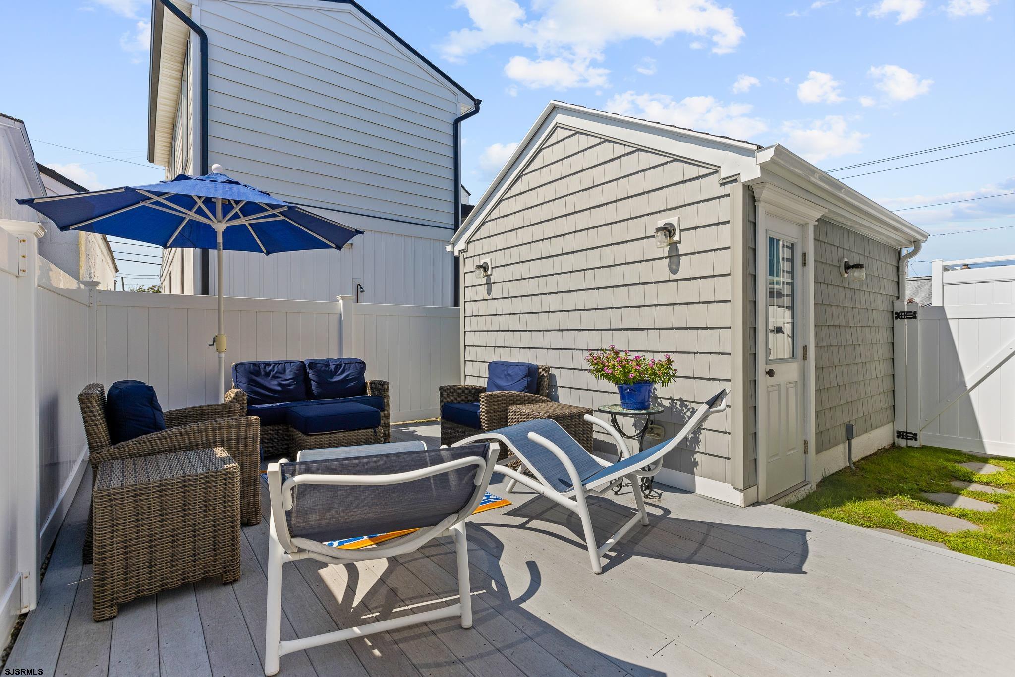 Margate, New Jersey 08402, United States, 4 Bedrooms Bedrooms, ,3 BathroomsBathrooms,Residential,Pending,37047