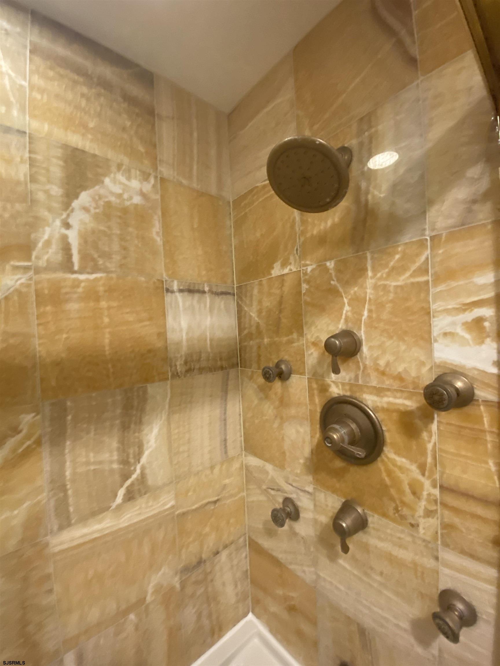 Ventnor, New Jersey 08406, United States, 2 Bedrooms Bedrooms, ,2 BathroomsBathrooms,Residential,Active,34109