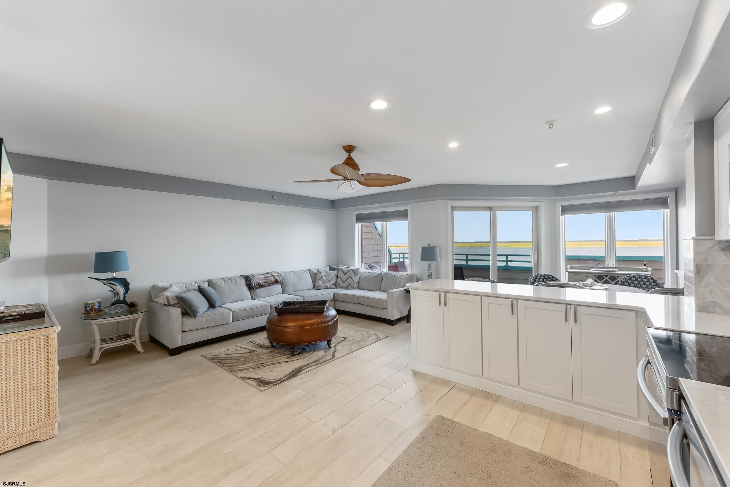 9400 Roberts Ave 104