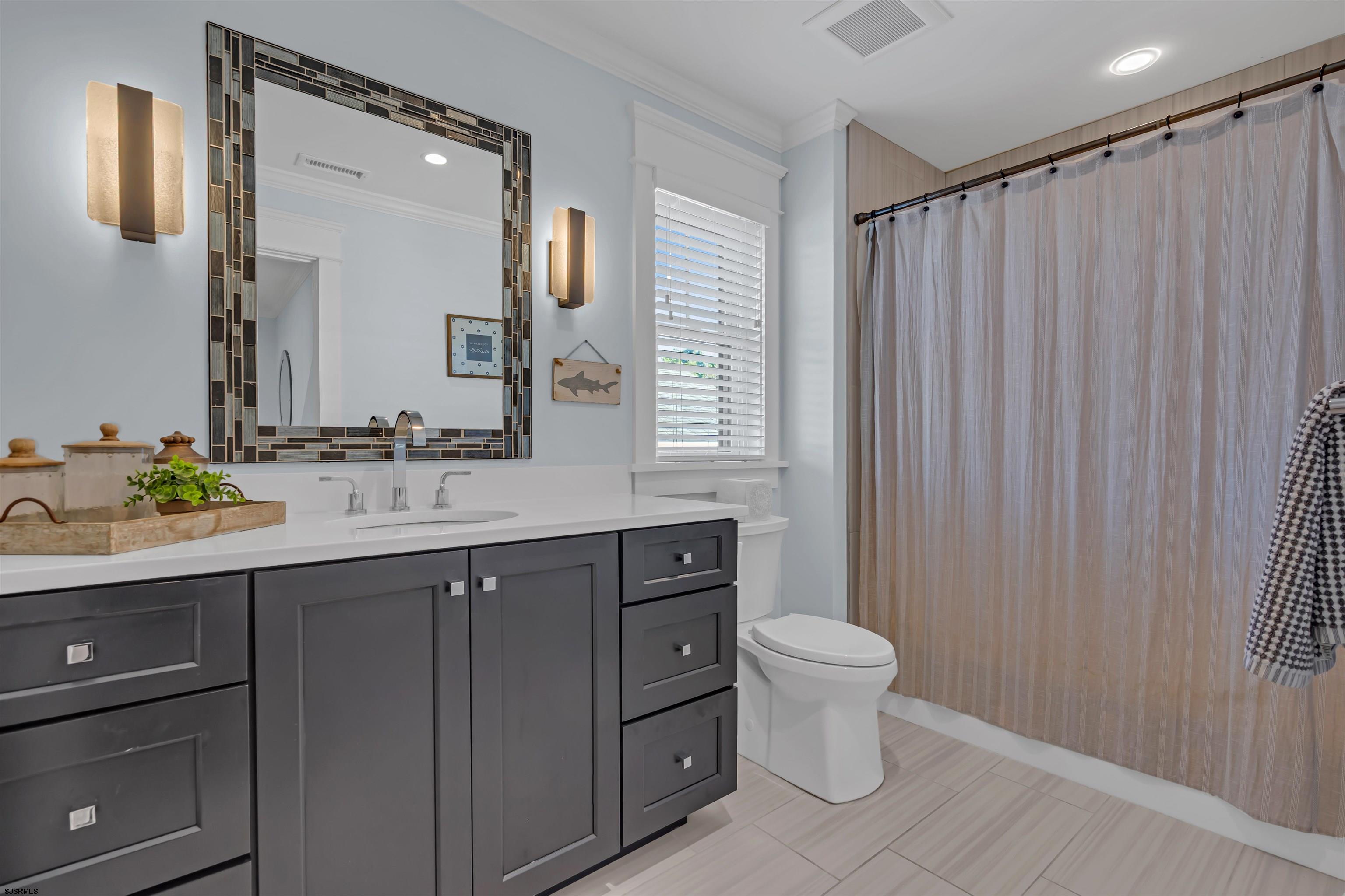 Ocean City, New Jersey 08226, United States, 5 Bedrooms Bedrooms, ,5 BathroomsBathrooms,Residential,Active,223327