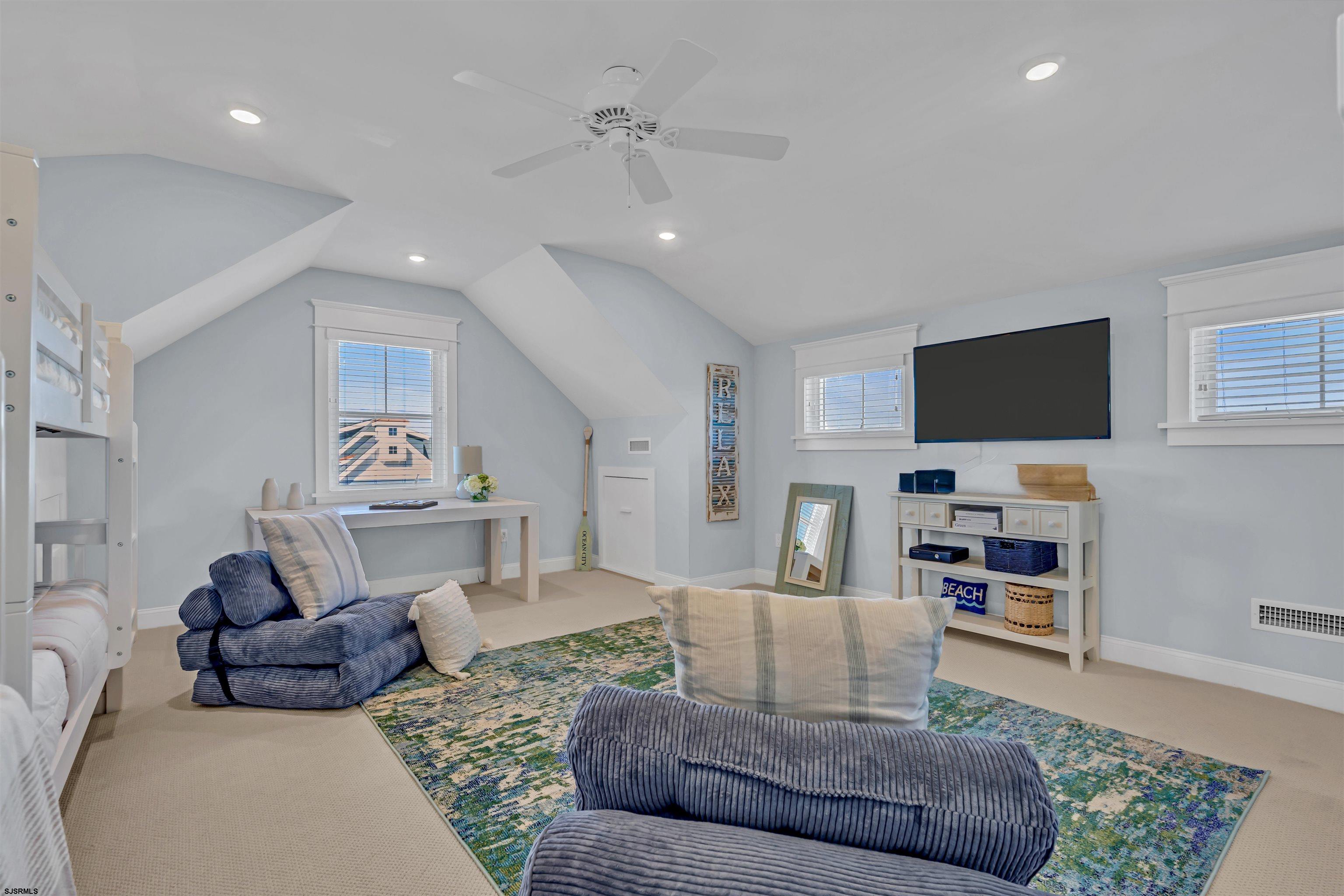 Ocean City, New Jersey 08226, United States, 5 Bedrooms Bedrooms, ,5 BathroomsBathrooms,Residential,Active,223327