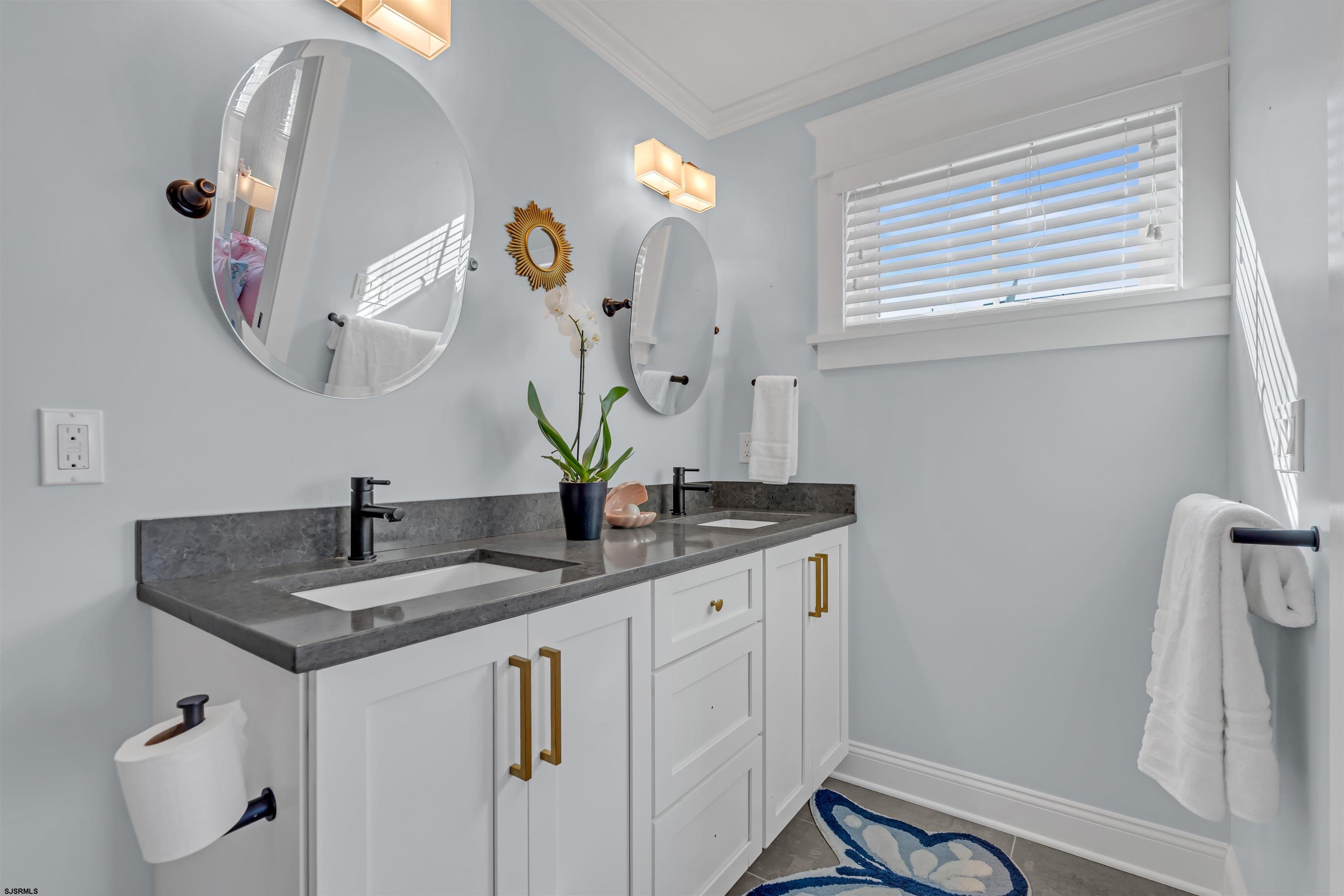 Ocean City, New Jersey 08226, United States, 5 Bedrooms Bedrooms, ,5 BathroomsBathrooms,Residential,Active,223327