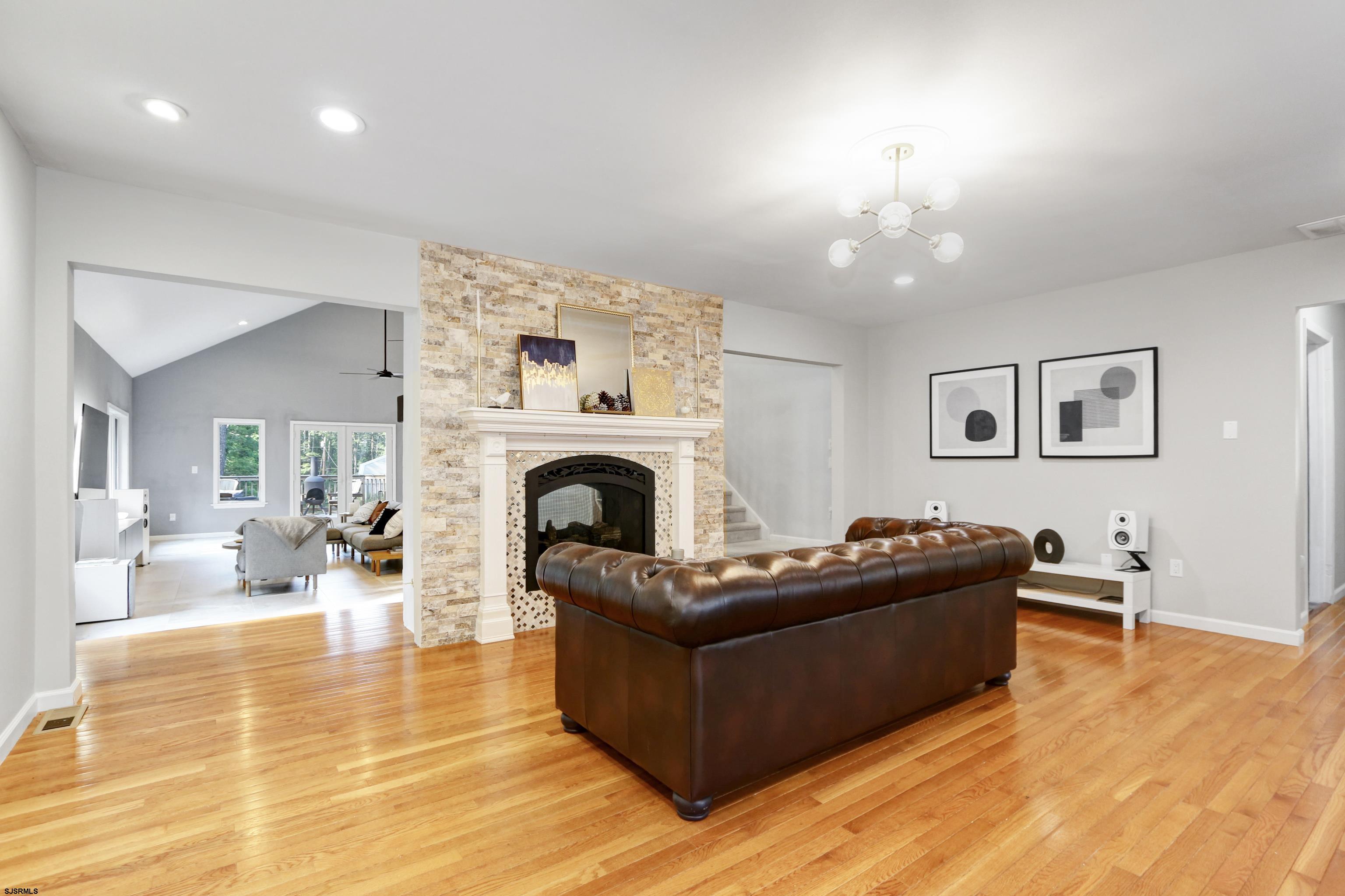 106 Hillside Ave