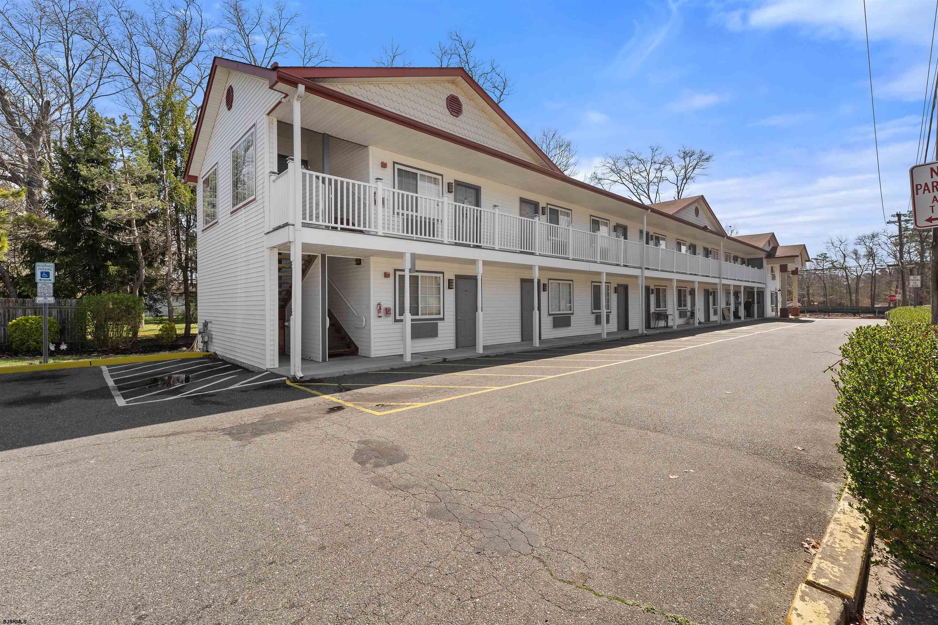 739 2nd Ave S White Horse