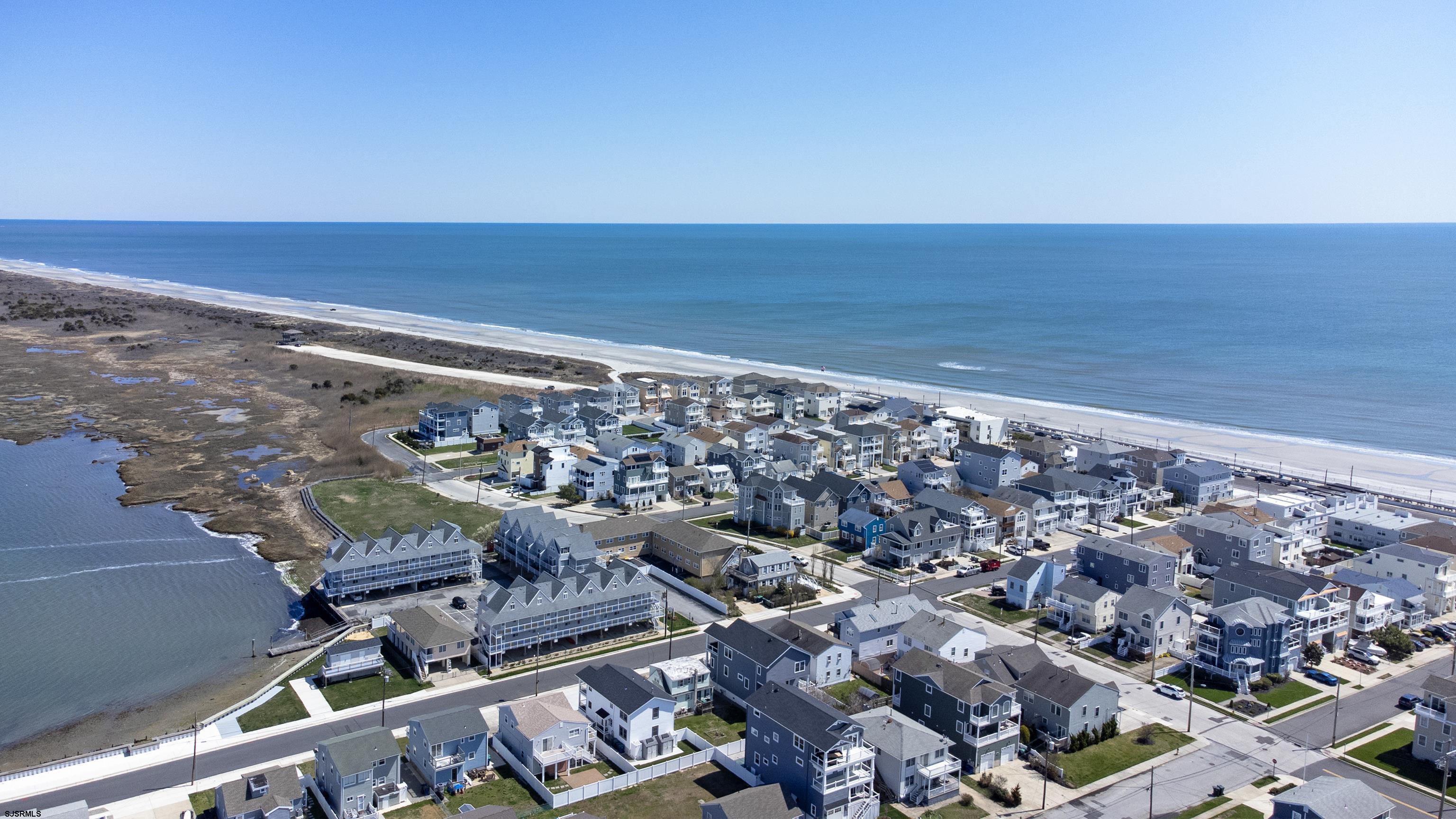 Brigantine, New Jersey 08203, United States, 2 Bedrooms Bedrooms, ,2 BathroomsBathrooms,Residential,Active,103450