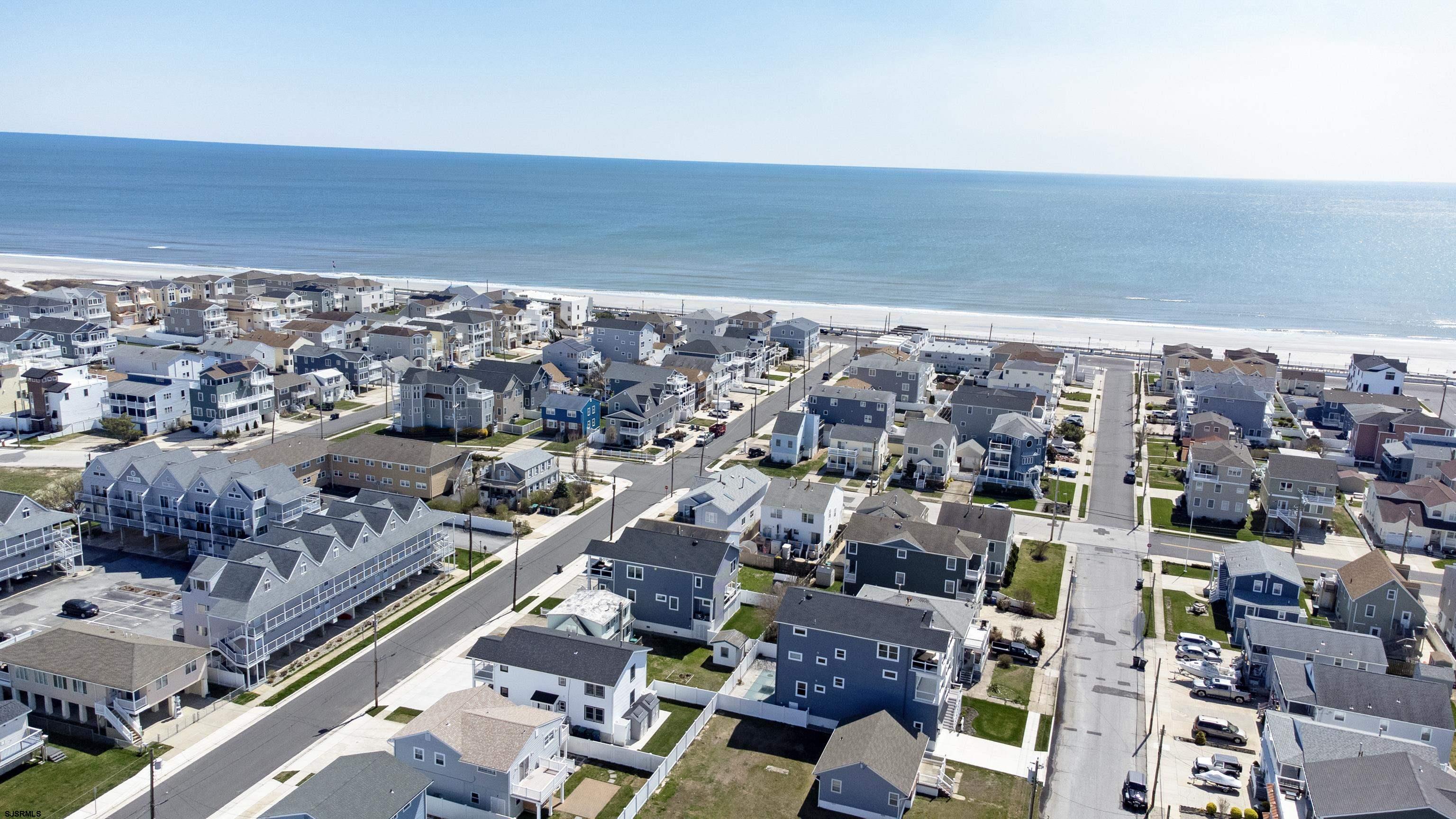 Brigantine, New Jersey 08203, United States, 2 Bedrooms Bedrooms, ,2 BathroomsBathrooms,Residential,Active,103450
