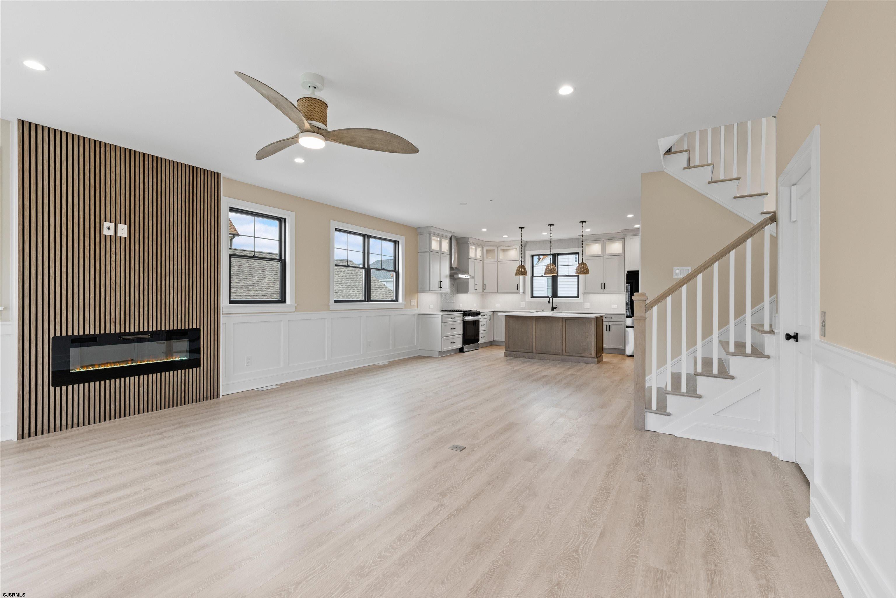 34 N Essex Ave Ave