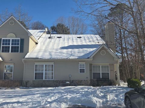 Condo For Sale - 2900 Falcon Ct #2900<br/> Mays Landing, NJ 08330