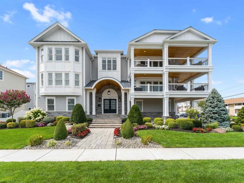 Homes For Sale - 401 W Brigantine Ave<br/> Brigantine, NJ 08203
