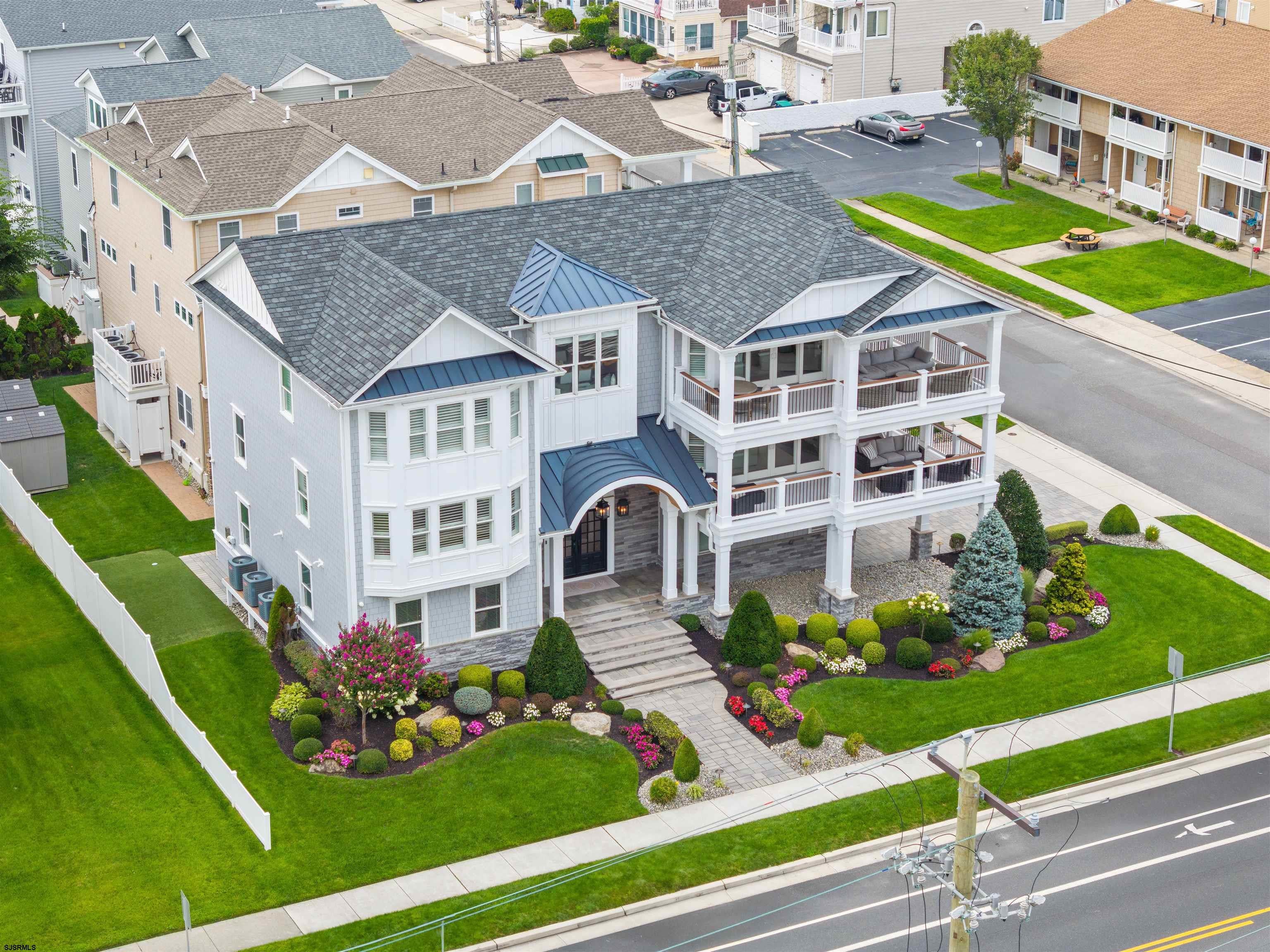 401 W BRIGANTINE Ave