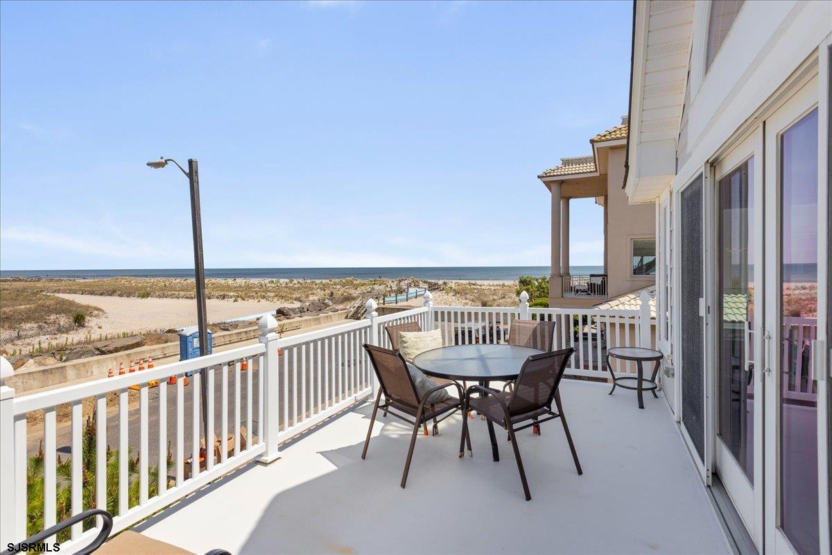 Longport, New Jersey 08403, United States, 3 Bedrooms Bedrooms, ,4 BathroomsBathrooms,Residential,Active,123201