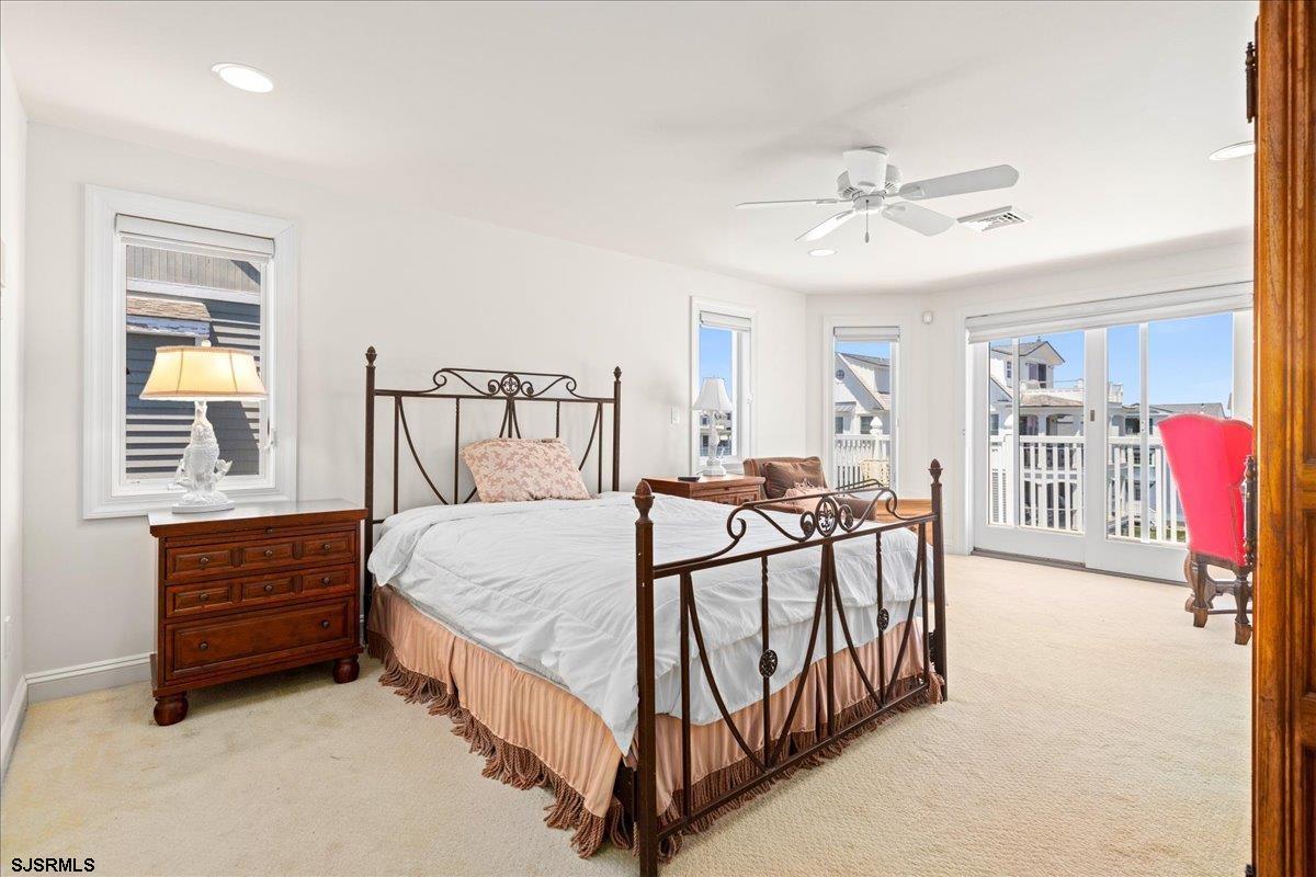 Longport, New Jersey 08403, United States, 3 Bedrooms Bedrooms, ,4 BathroomsBathrooms,Residential,Active,123201