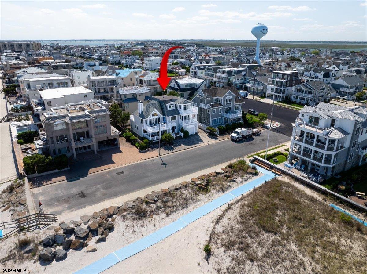 Longport, New Jersey 08403, United States, 3 Bedrooms Bedrooms, ,4 BathroomsBathrooms,Residential,Active,123201