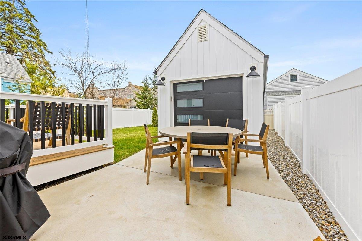 Margate, New Jersey 08402, United States, 4 Bedrooms Bedrooms, ,3 BathroomsBathrooms,Residential,Active,169172